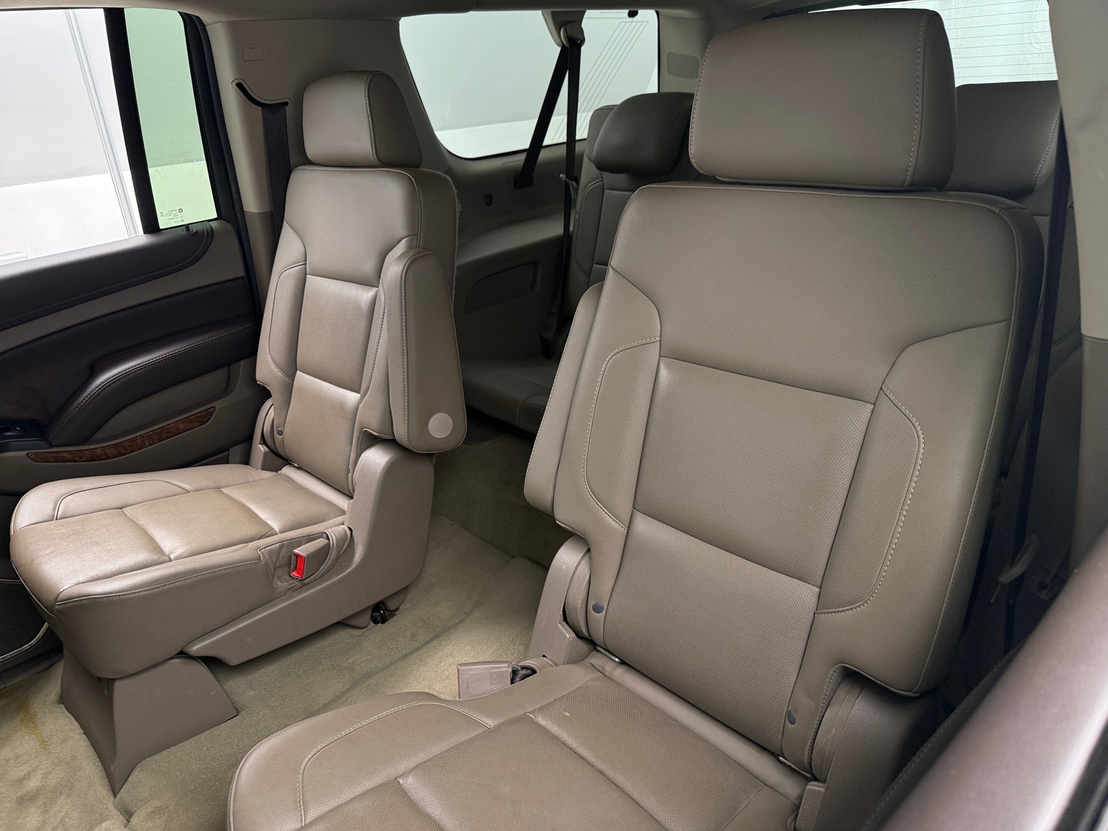 Thumbnail: 2017 Chevrolet Suburban - 5