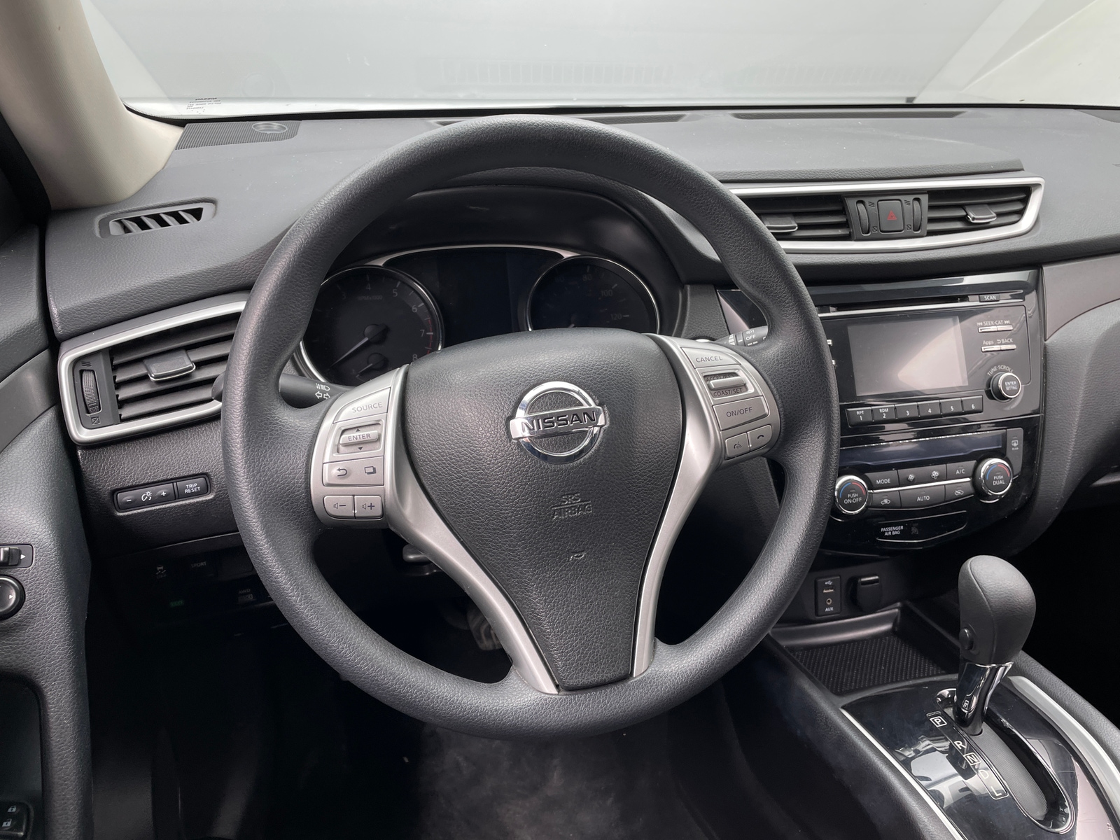 Thumbnail: 2015 Nissan Rogue - 5
