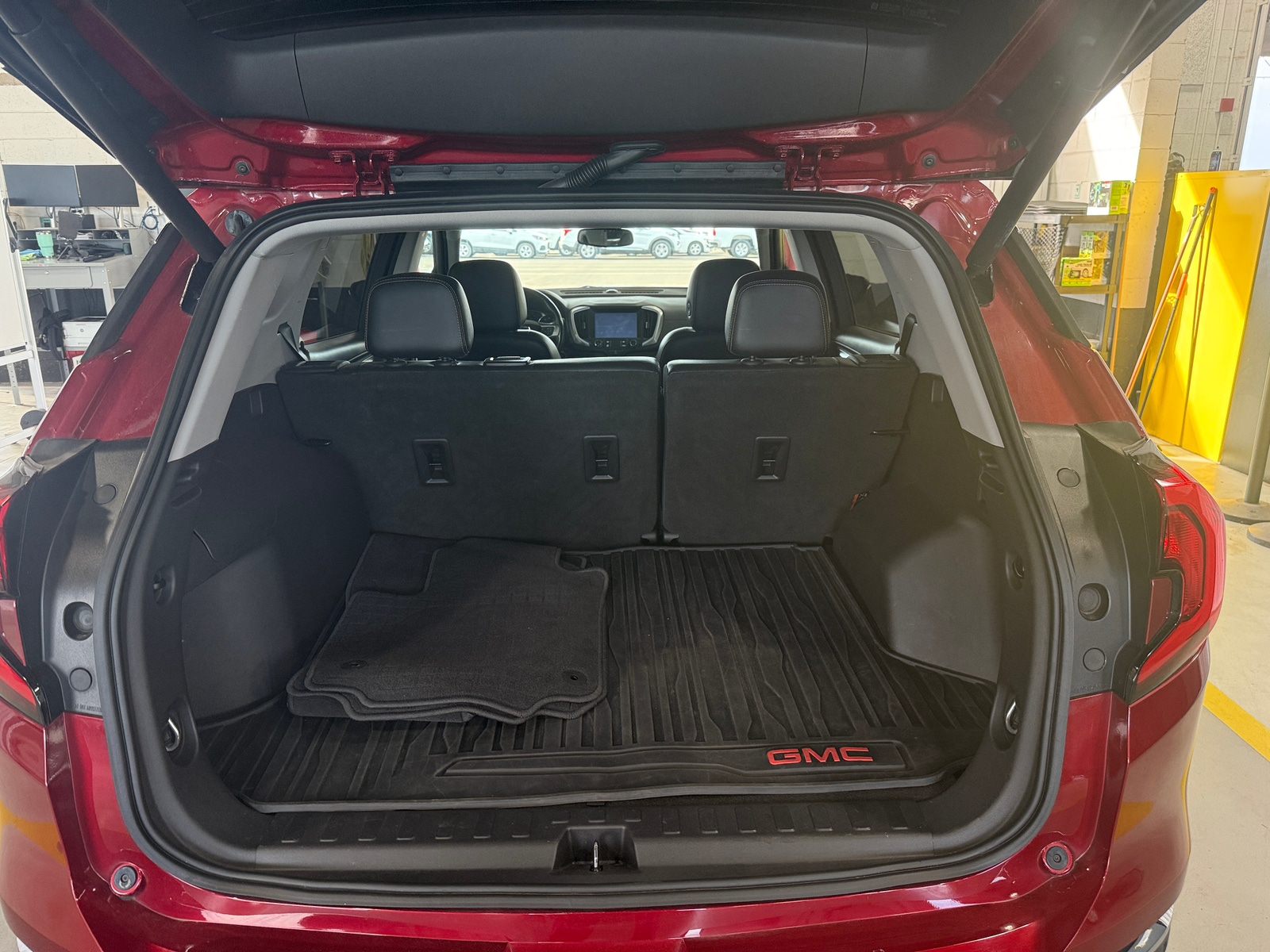 Thumbnail: 2021 GMC Terrain - 7