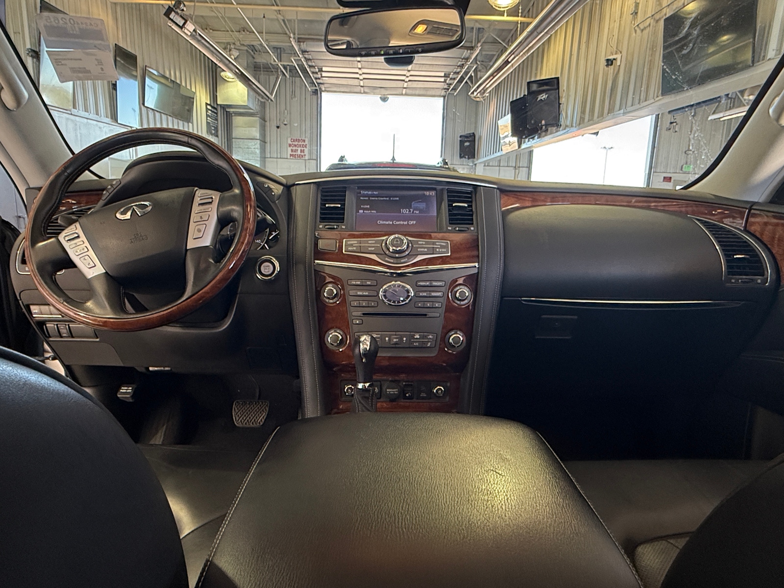 Thumbnail: 2017 INFINITI QX80 - 2