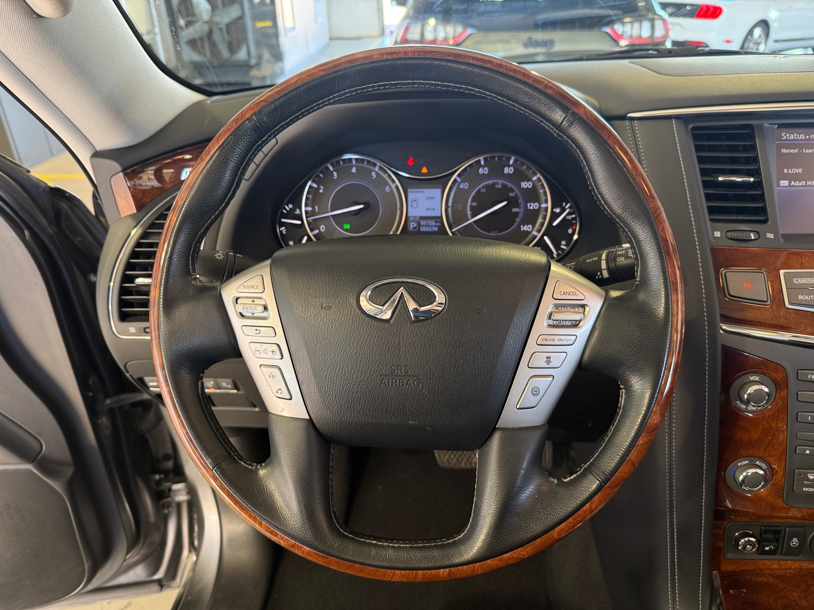 Thumbnail: 2017 INFINITI QX80 - 4