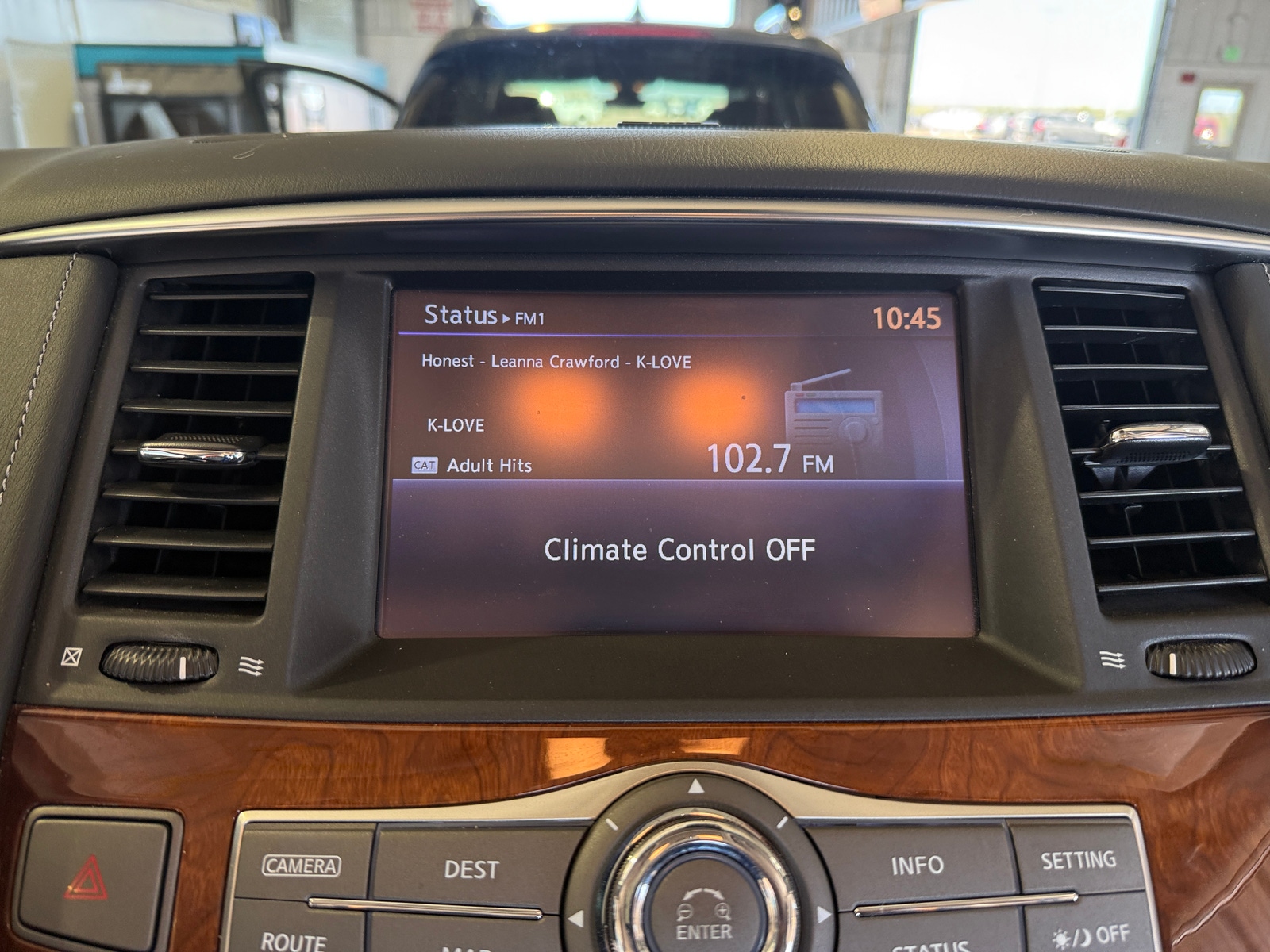 Thumbnail: 2017 INFINITI QX80 - 3