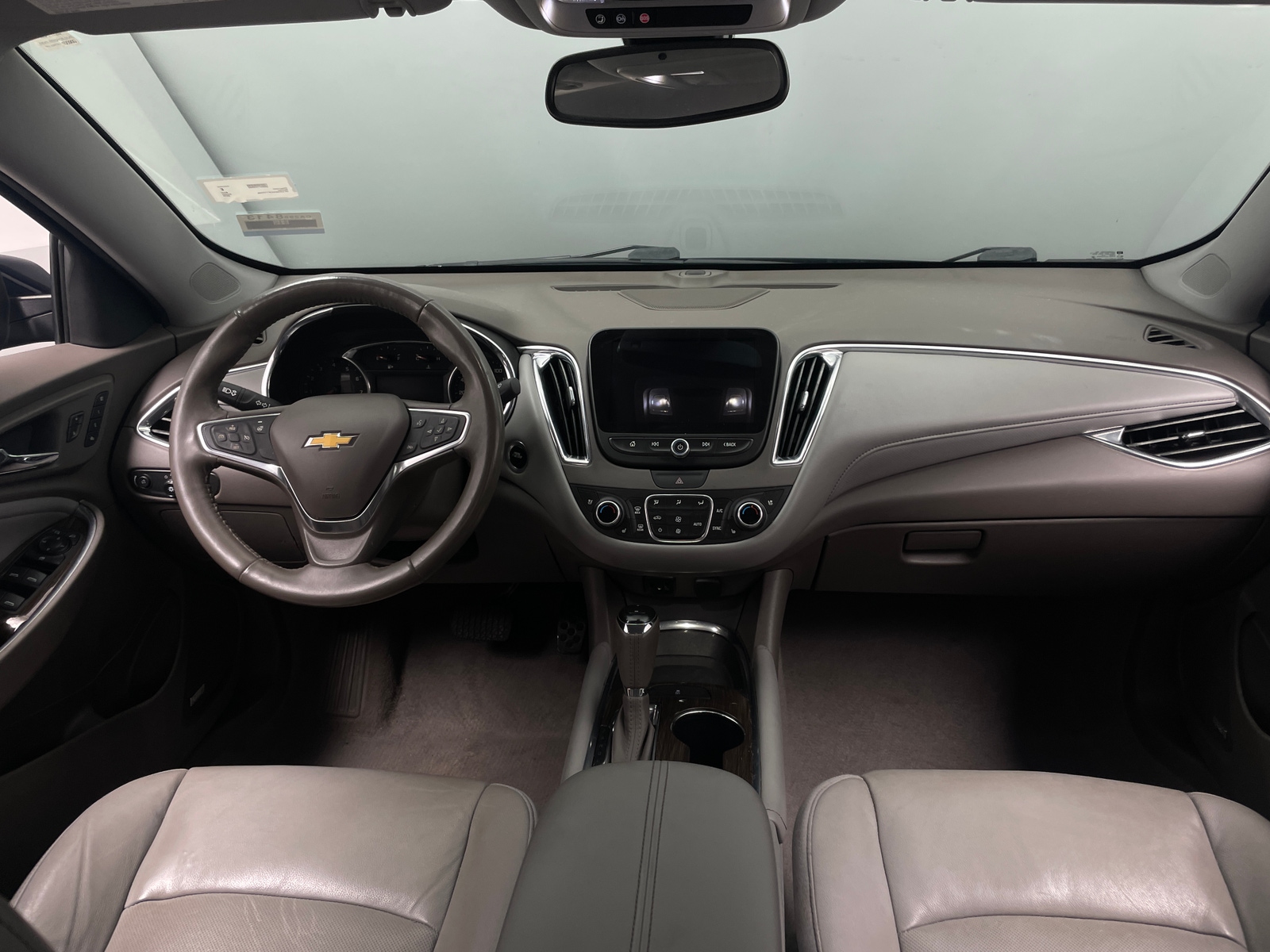 Thumbnail: 2018 Chevrolet Malibu - 2