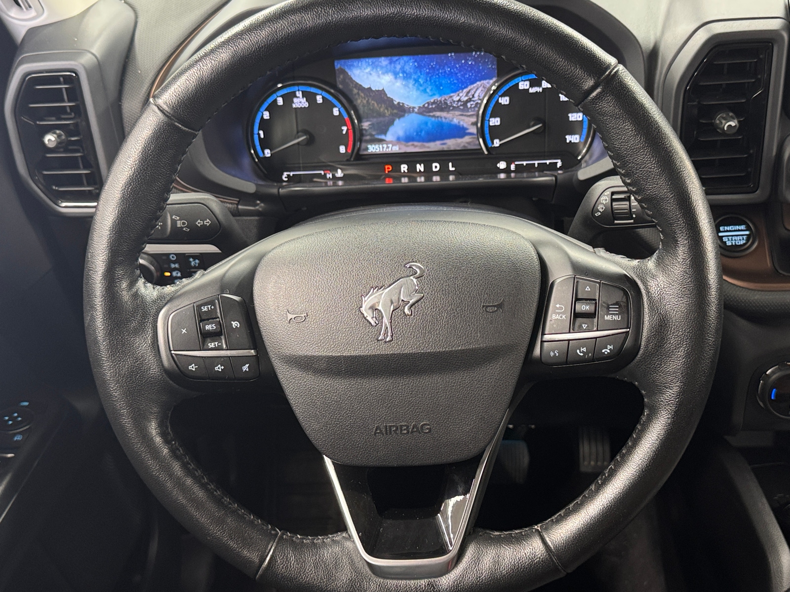 Thumbnail: 2022 Ford Bronco Sport - 4