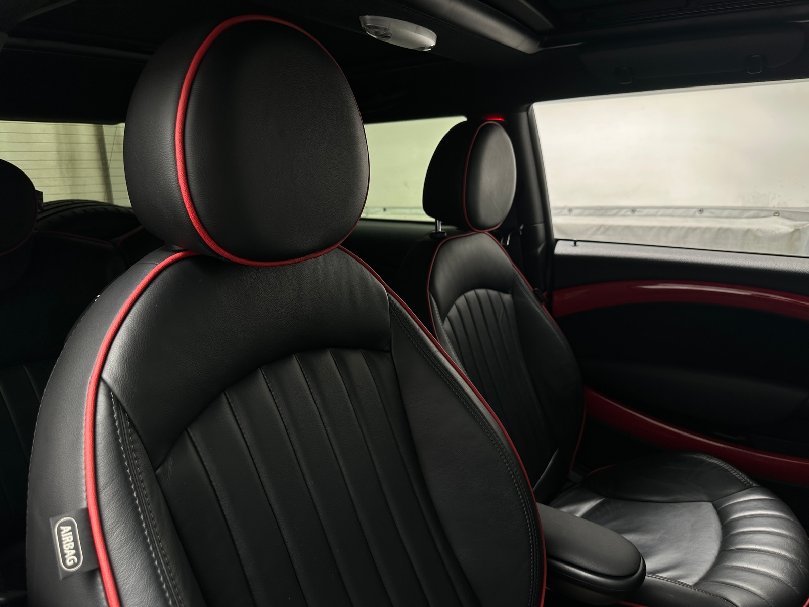 Thumbnail: 2013 MINI Cooper Hardtop - 2