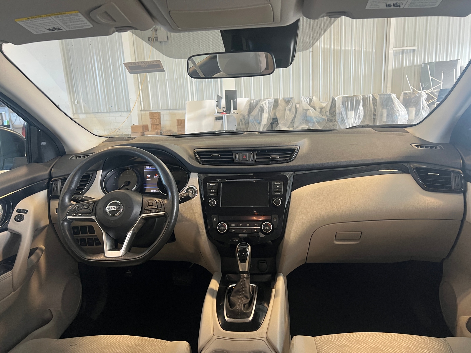 Thumbnail: 2020 Nissan Rogue Sport - 3