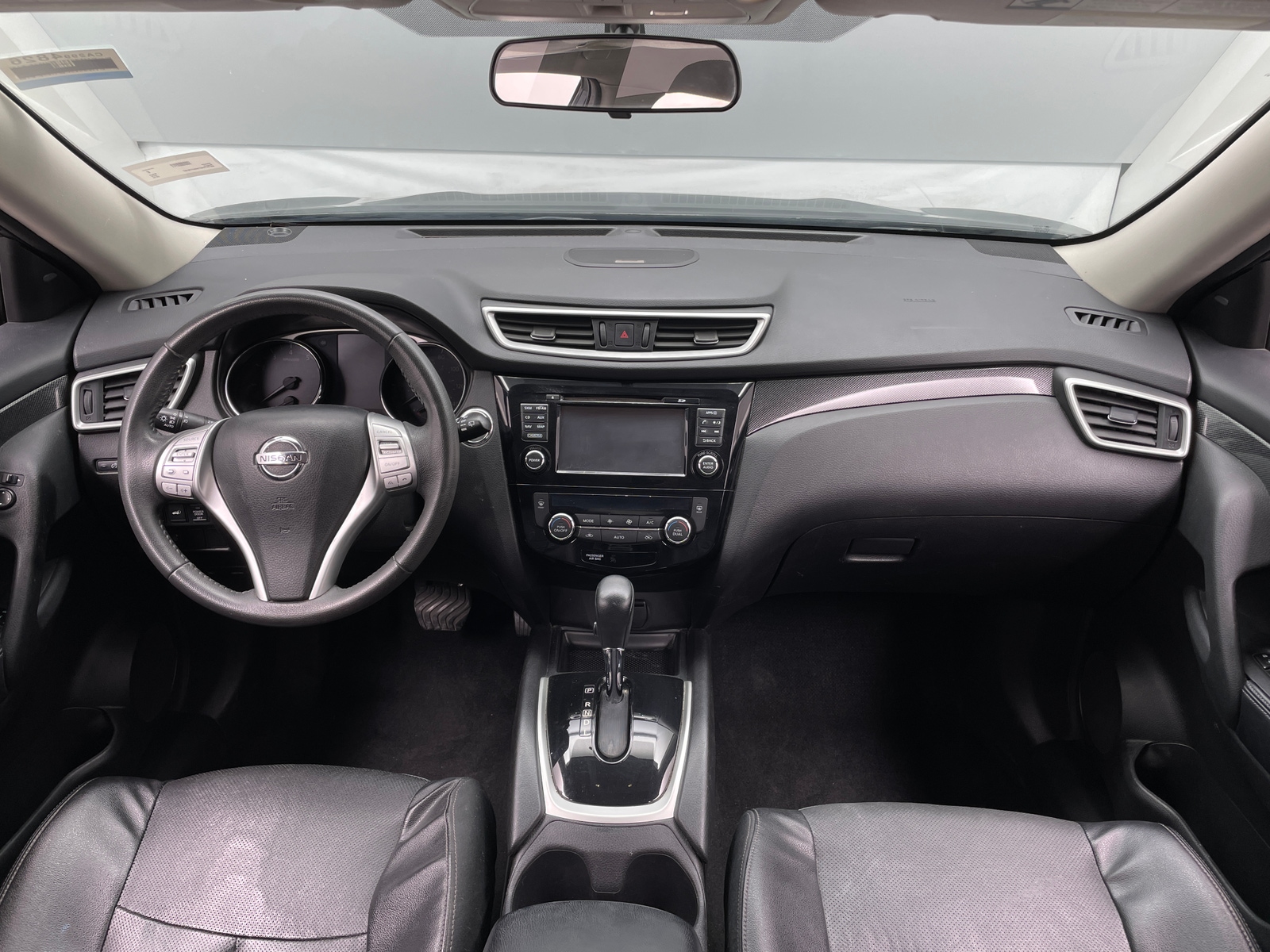 Thumbnail: 2016 Nissan Rogue - 2