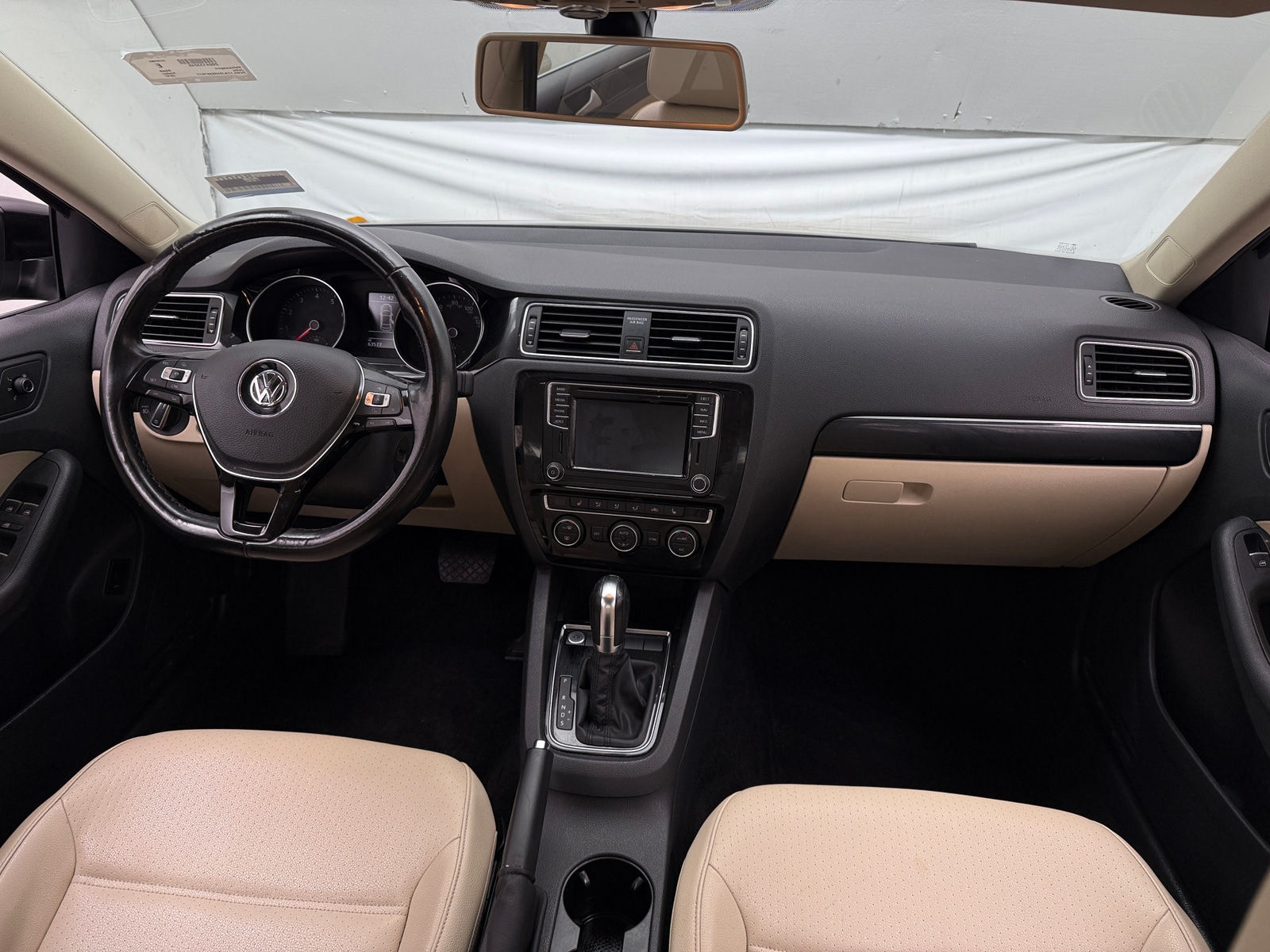 Thumbnail: 2017 Volkswagen Jetta - 2