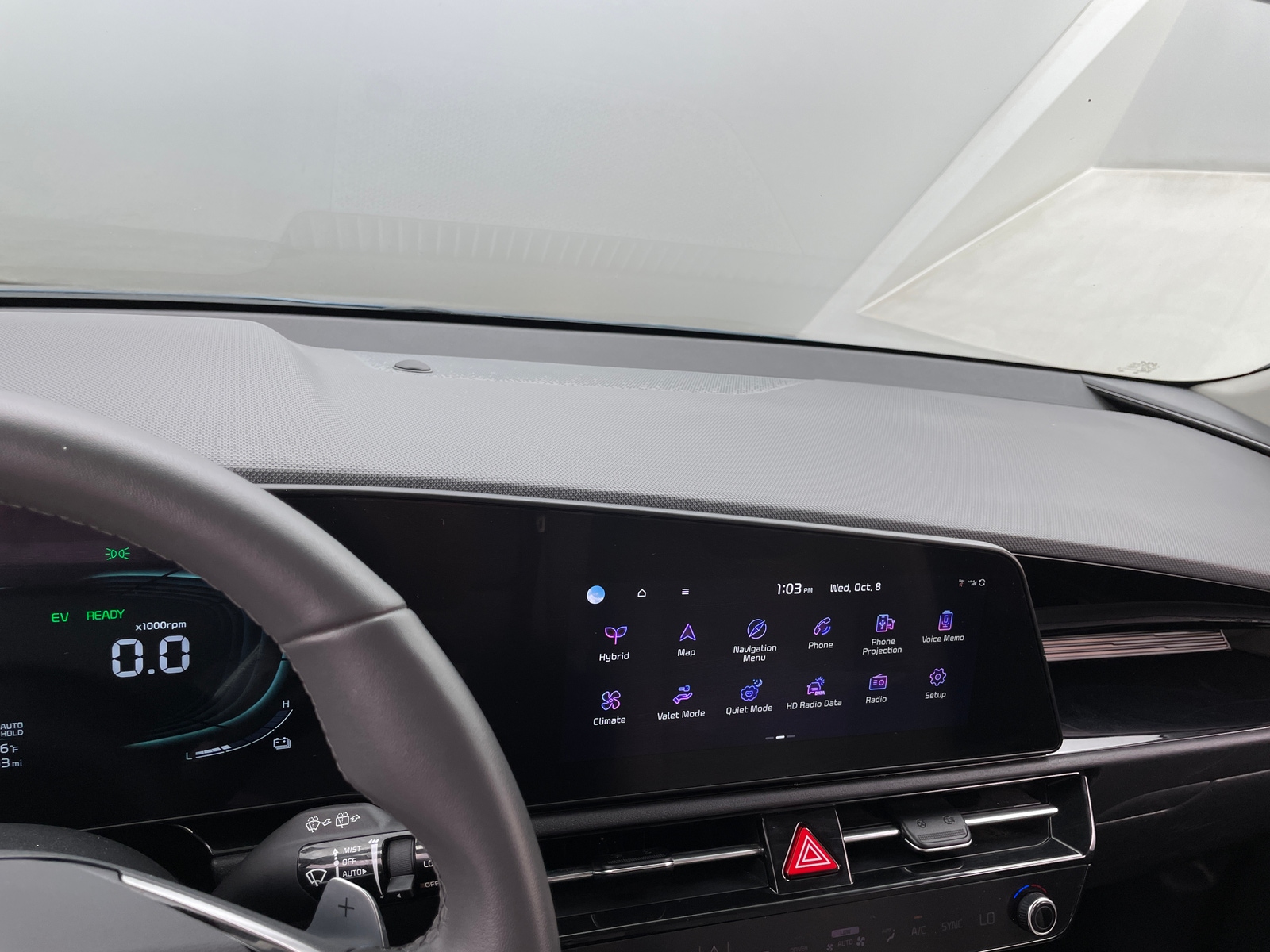 Thumbnail: 2023 Kia Niro - 3