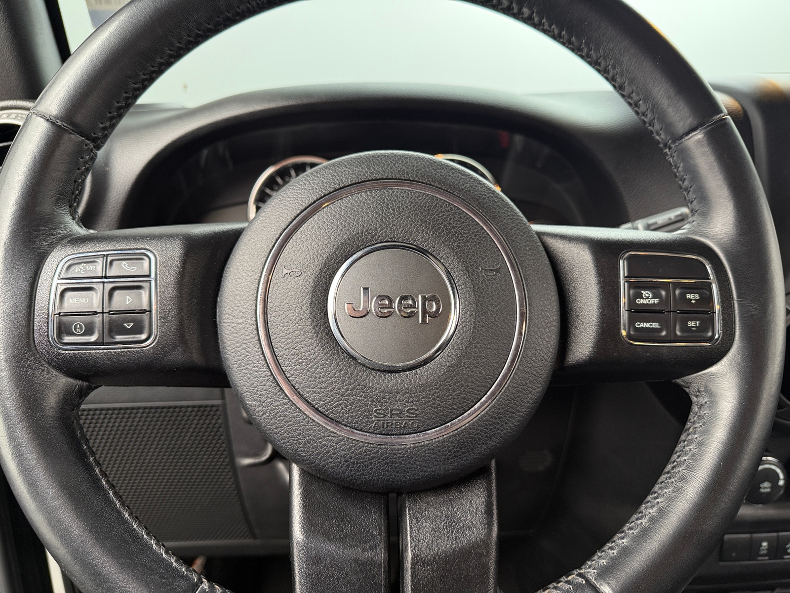 Thumbnail: 2016 Jeep Wrangler - 5