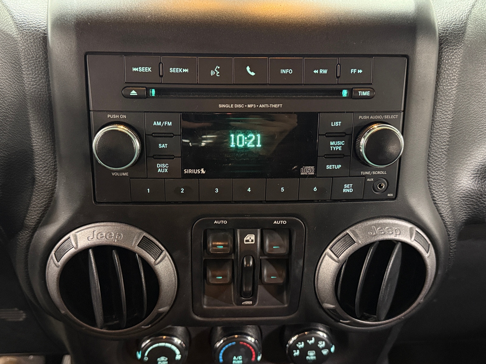 Thumbnail: 2016 Jeep Wrangler - 4