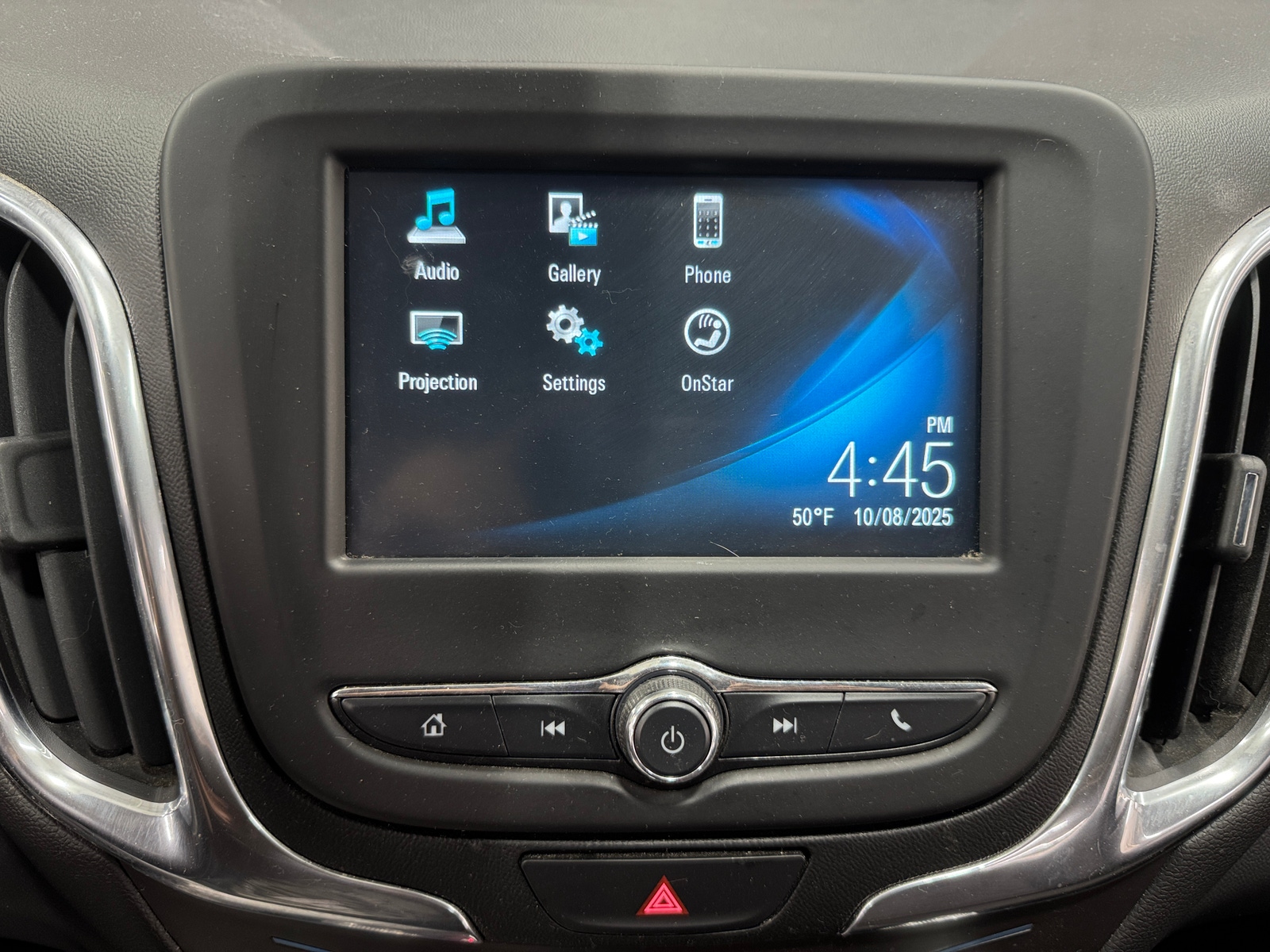 Thumbnail: 2018 Chevrolet Equinox - 4