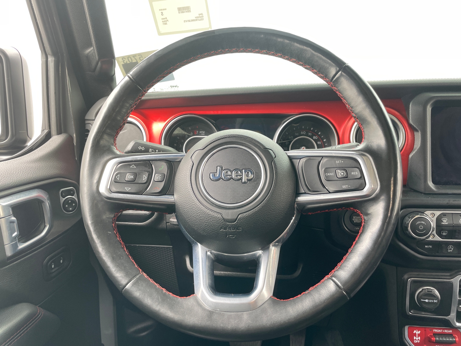 Thumbnail: 2021 Jeep Gladiator - 4