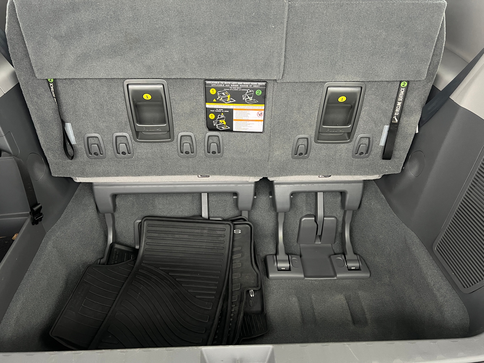 Thumbnail: 2020 Toyota Sienna - 7
