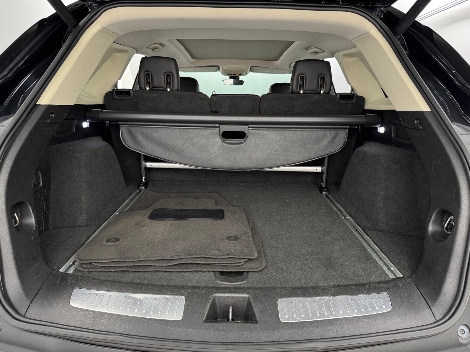 Thumbnail: 2019 Cadillac XT5 - 6