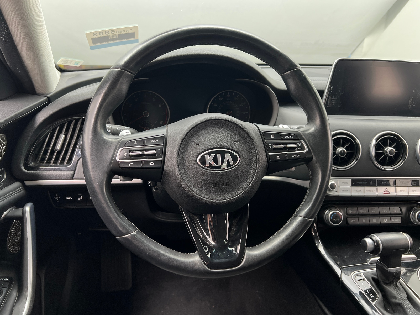 Thumbnail: 2018 Kia Stinger - 4