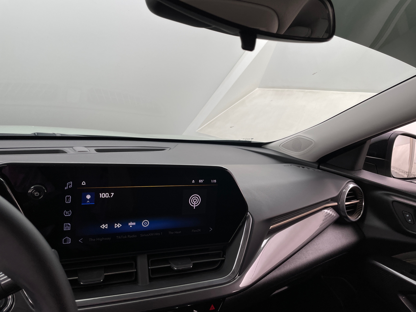 Thumbnail: 2024 Chevrolet Trax - 3