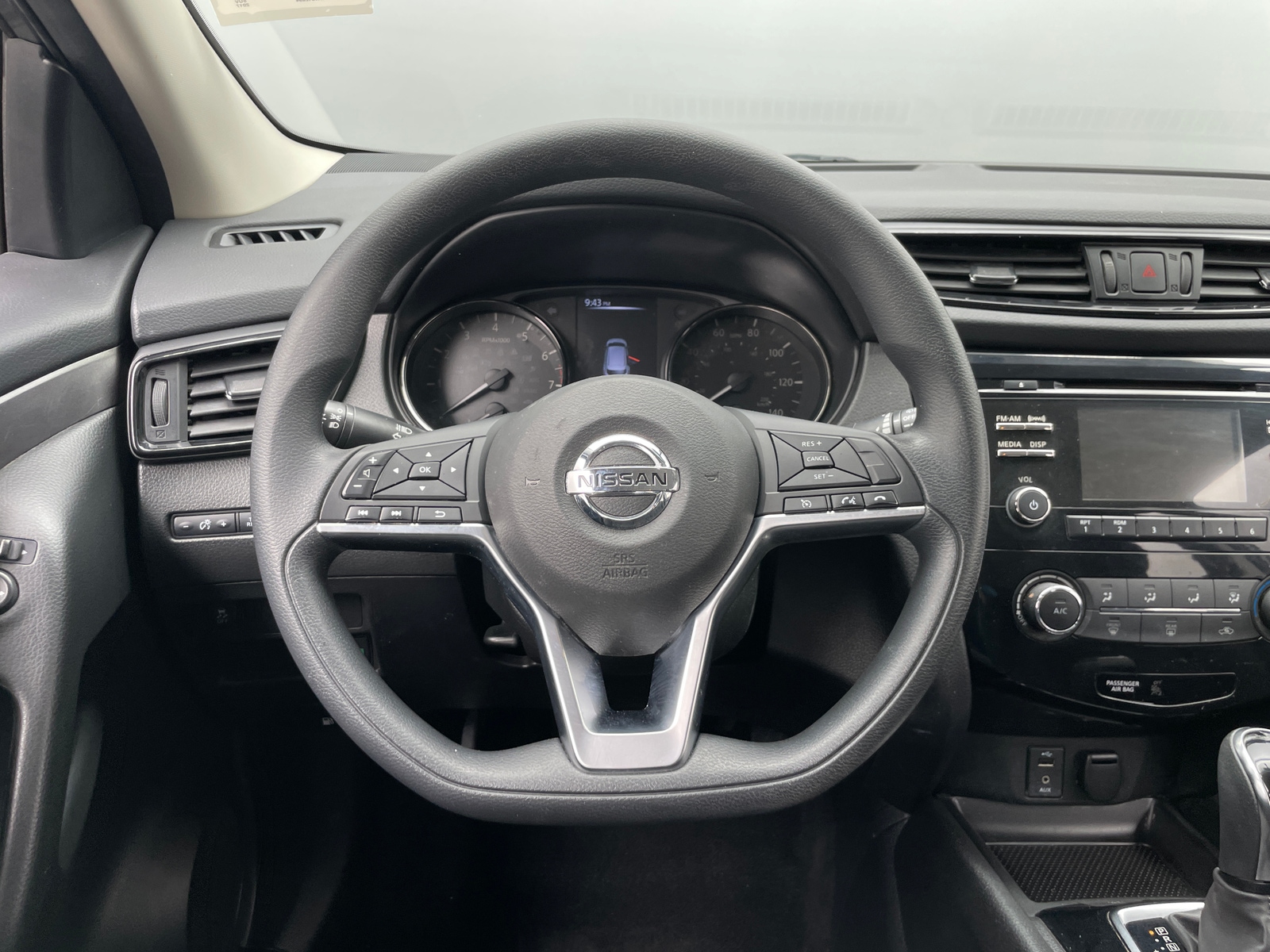 Thumbnail: 2017 Nissan Rogue Sport - 5