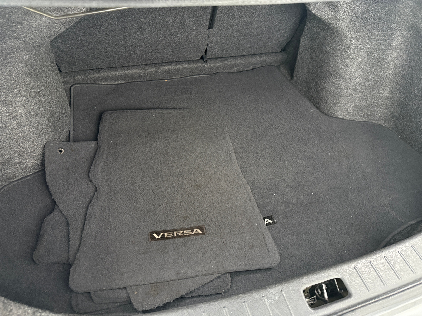 Thumbnail: 2018 Nissan Versa - 7