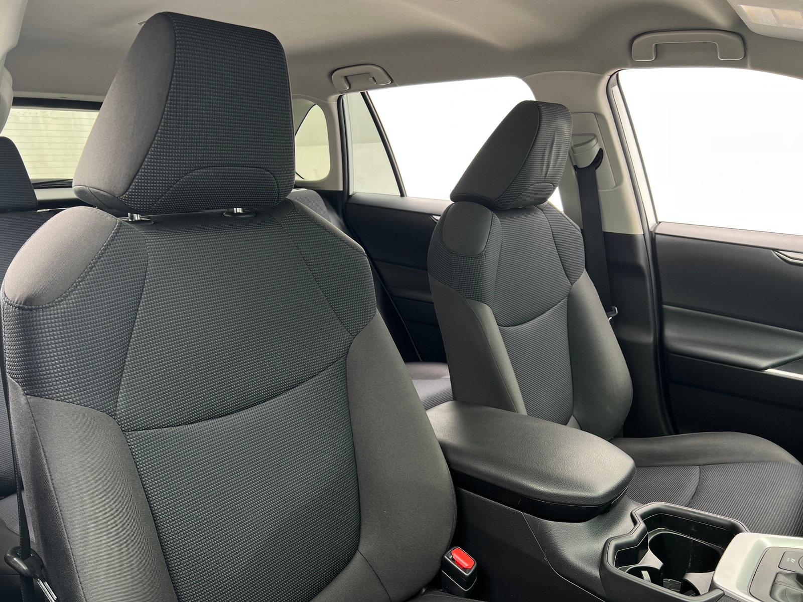 Thumbnail: 2021 Toyota RAV4 - 2