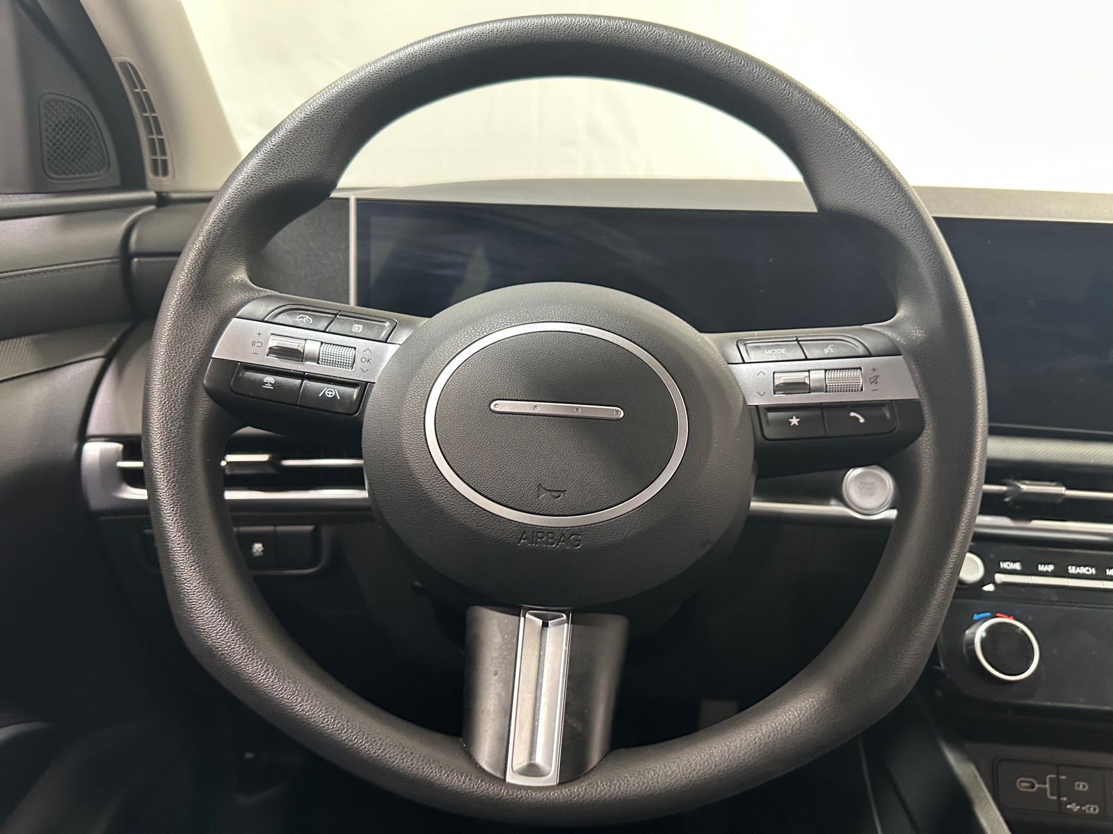 Thumbnail: 2025 Hyundai Tucson - 5