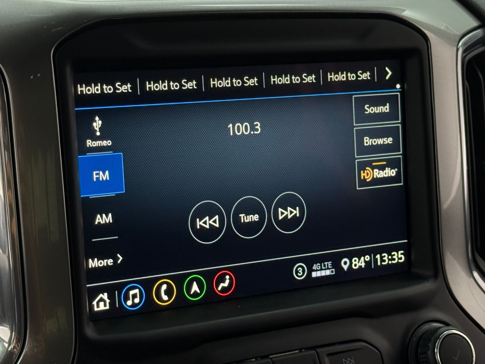 Thumbnail: 2020 Chevrolet Silverado 1500 - 3