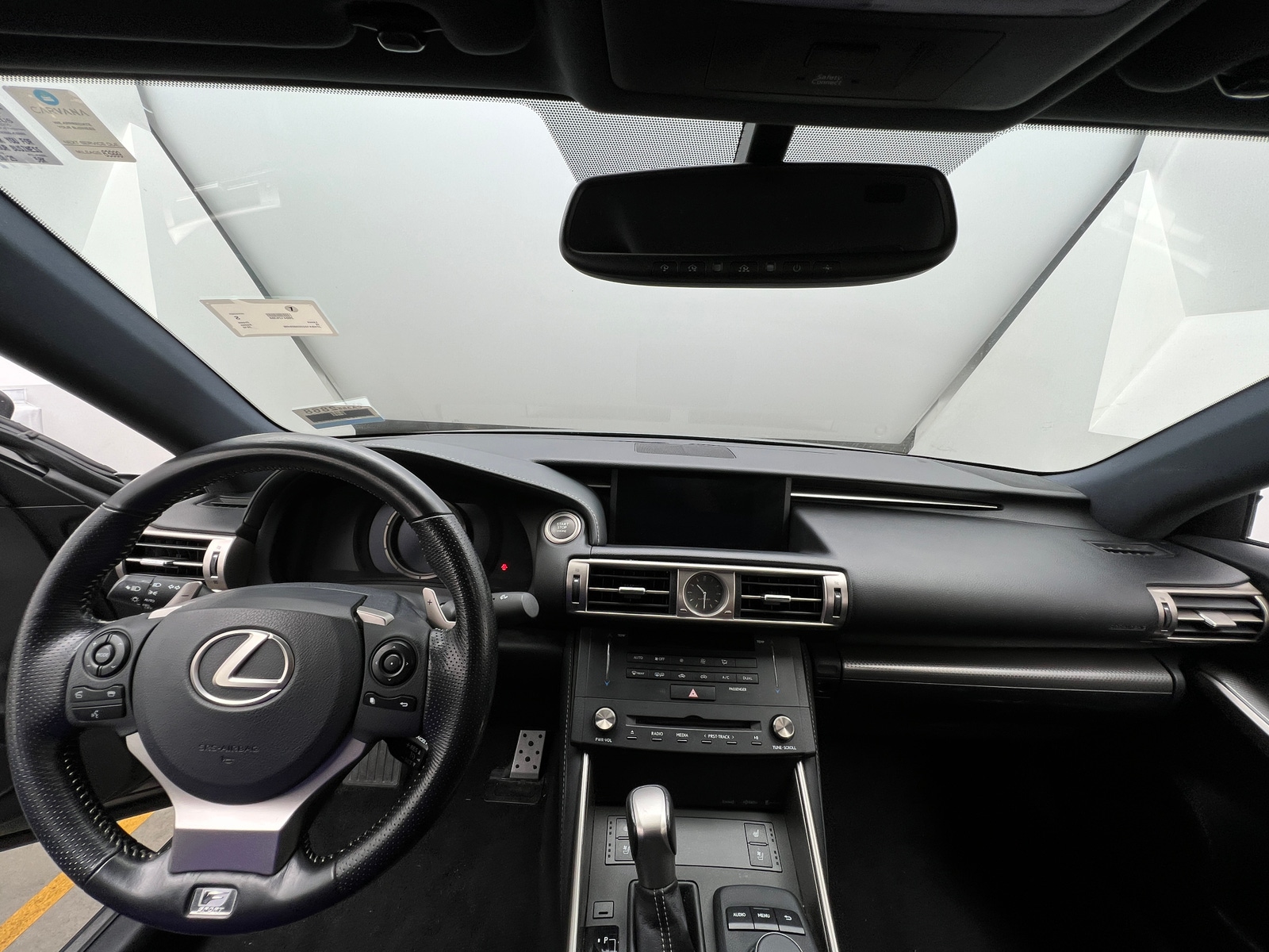 Thumbnail: 2016 Lexus IS - 2