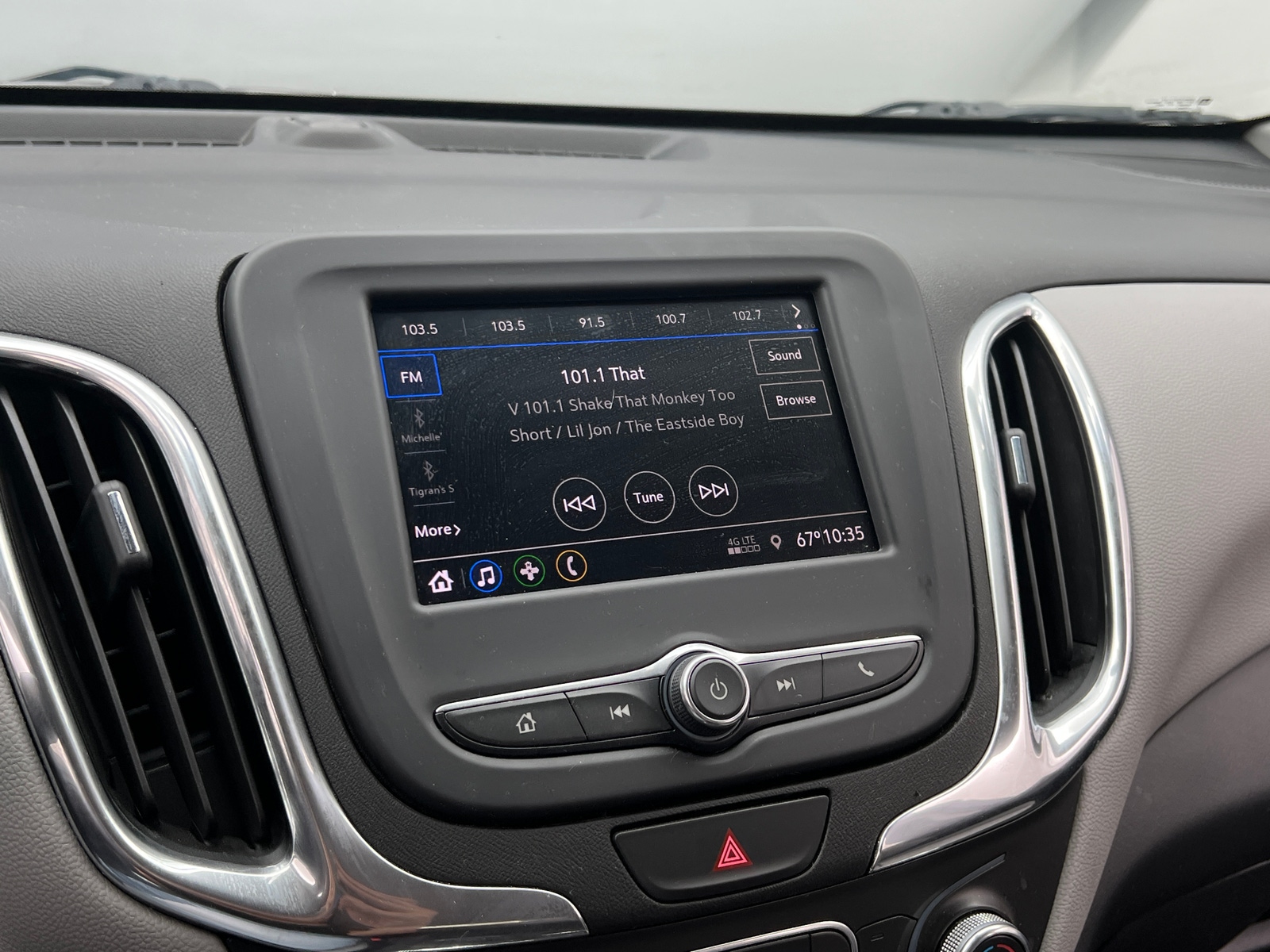 Thumbnail: 2020 Chevrolet Equinox - 4