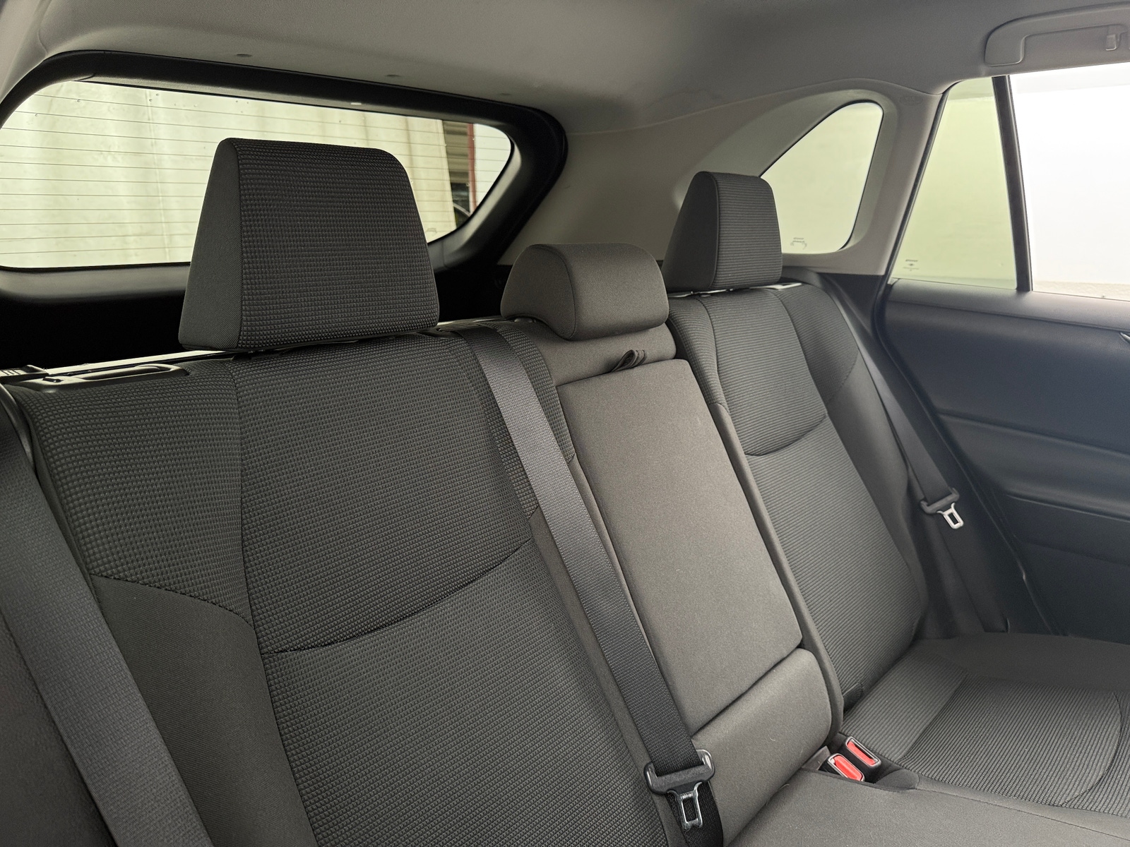 Thumbnail: 2021 Toyota RAV4 - 6