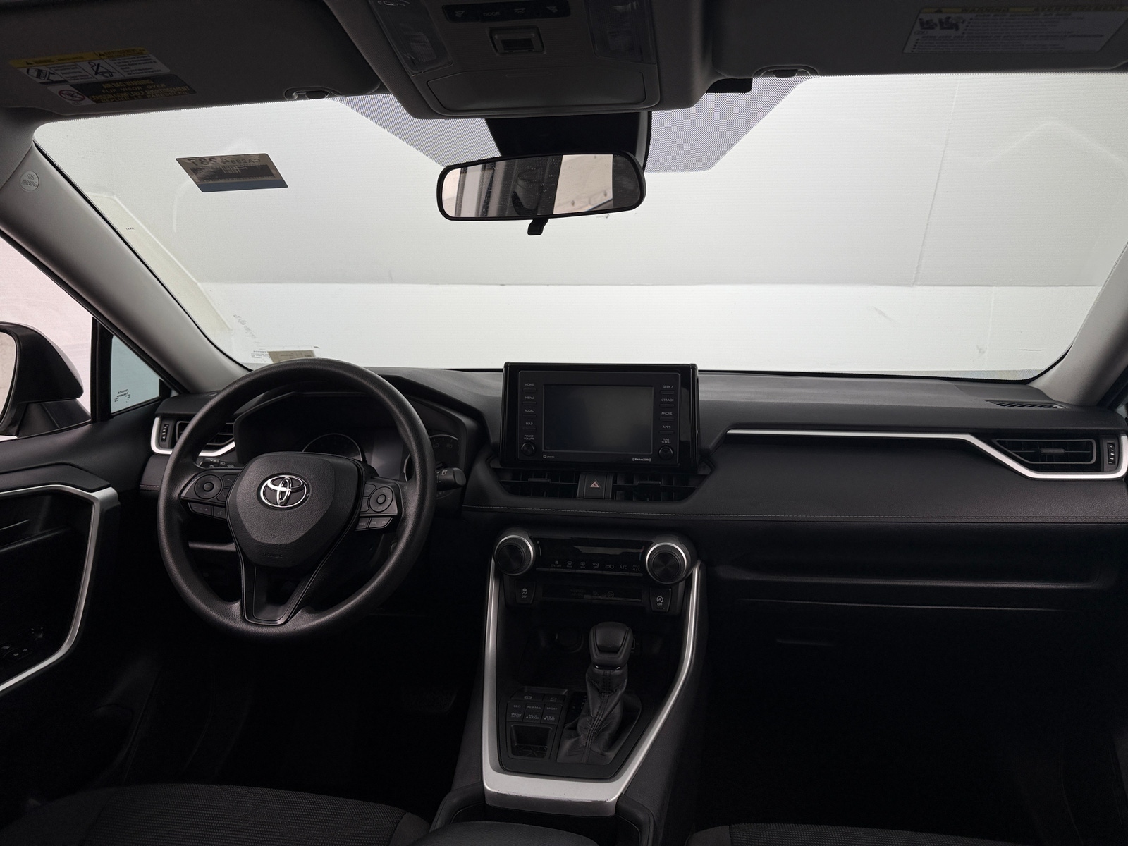 Thumbnail: 2021 Toyota RAV4 - 3