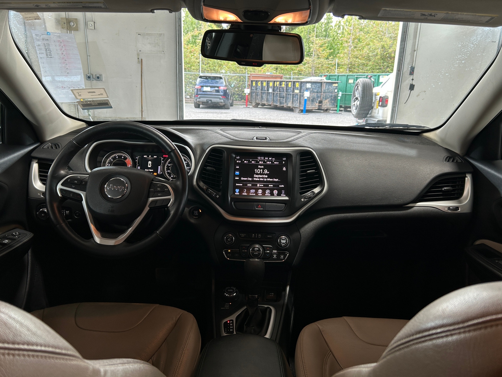 Thumbnail: 2016 Jeep Cherokee - 2