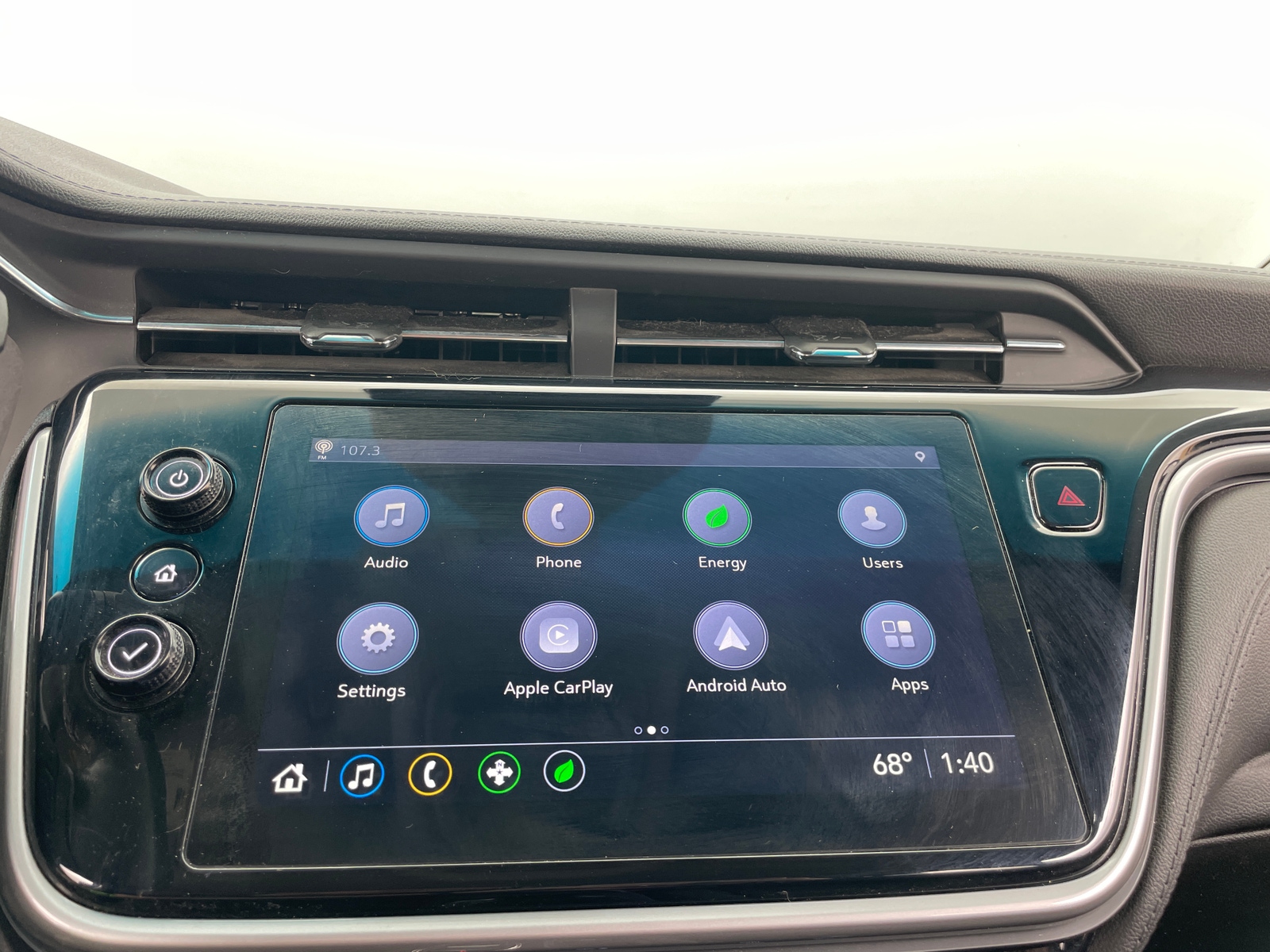 Thumbnail: 2022 Chevrolet Bolt EV - 4