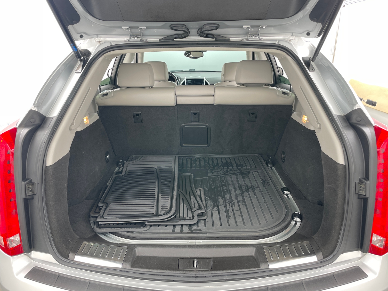 Thumbnail: 2013 Cadillac SRX - 6