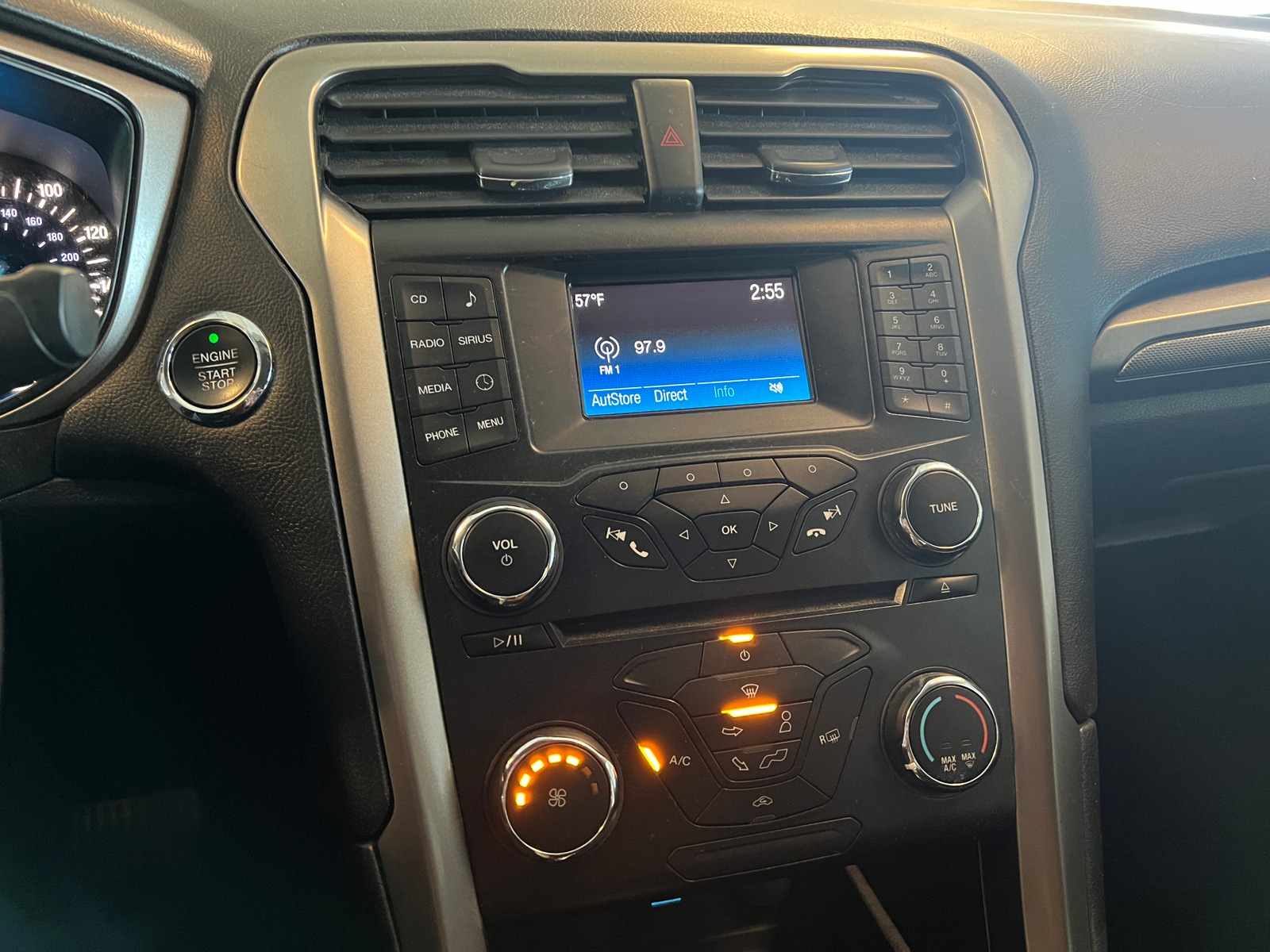 Thumbnail: 2017 Ford Fusion - 4