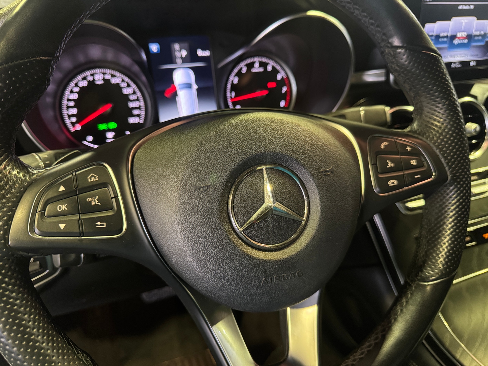 Thumbnail: 2019 Mercedes-Benz GLC - 4