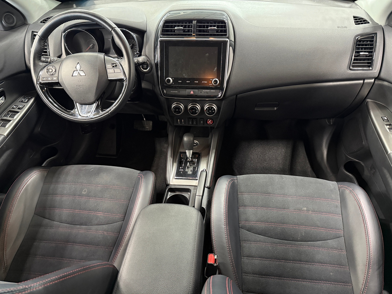 Thumbnail: 2024 Mitsubishi Outlander Sport - 2
