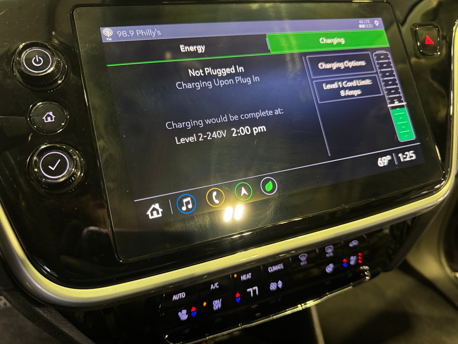 Thumbnail: 2022 Chevrolet Bolt EUV - 3