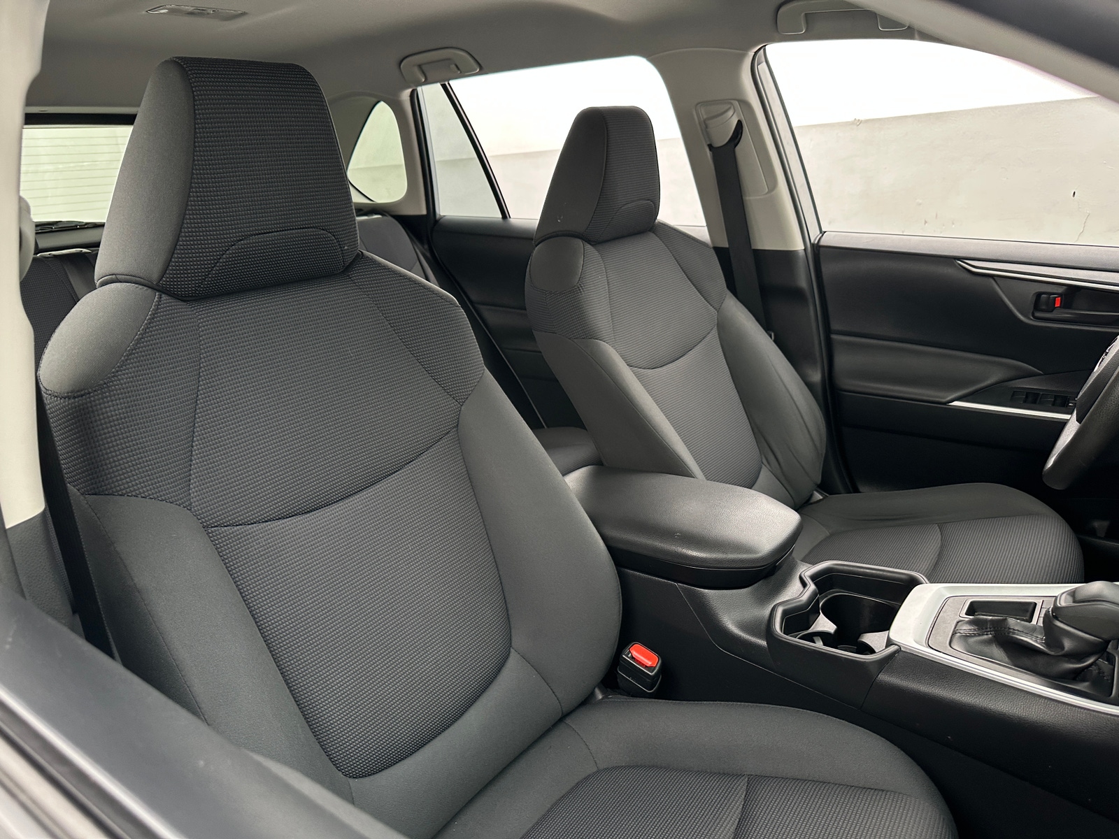 Thumbnail: 2019 Toyota RAV4 - 2