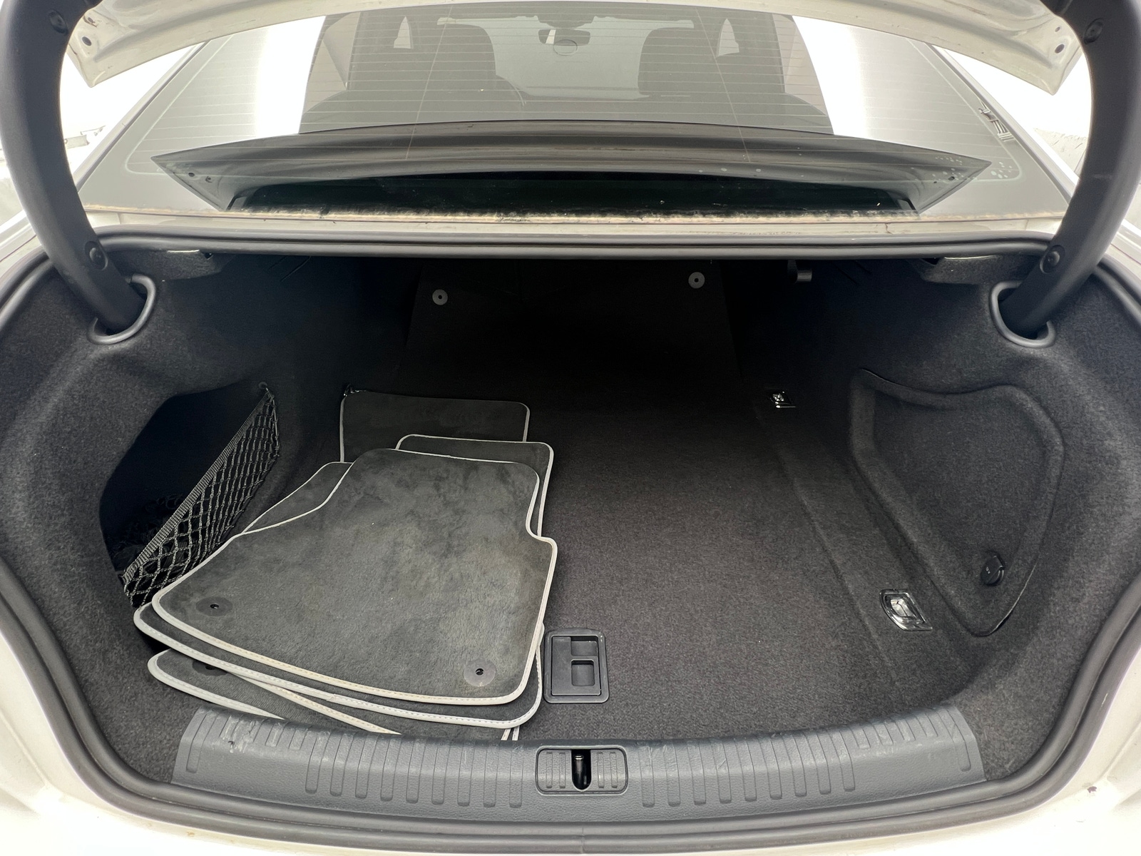 Thumbnail: 2019 Audi A6 - 6