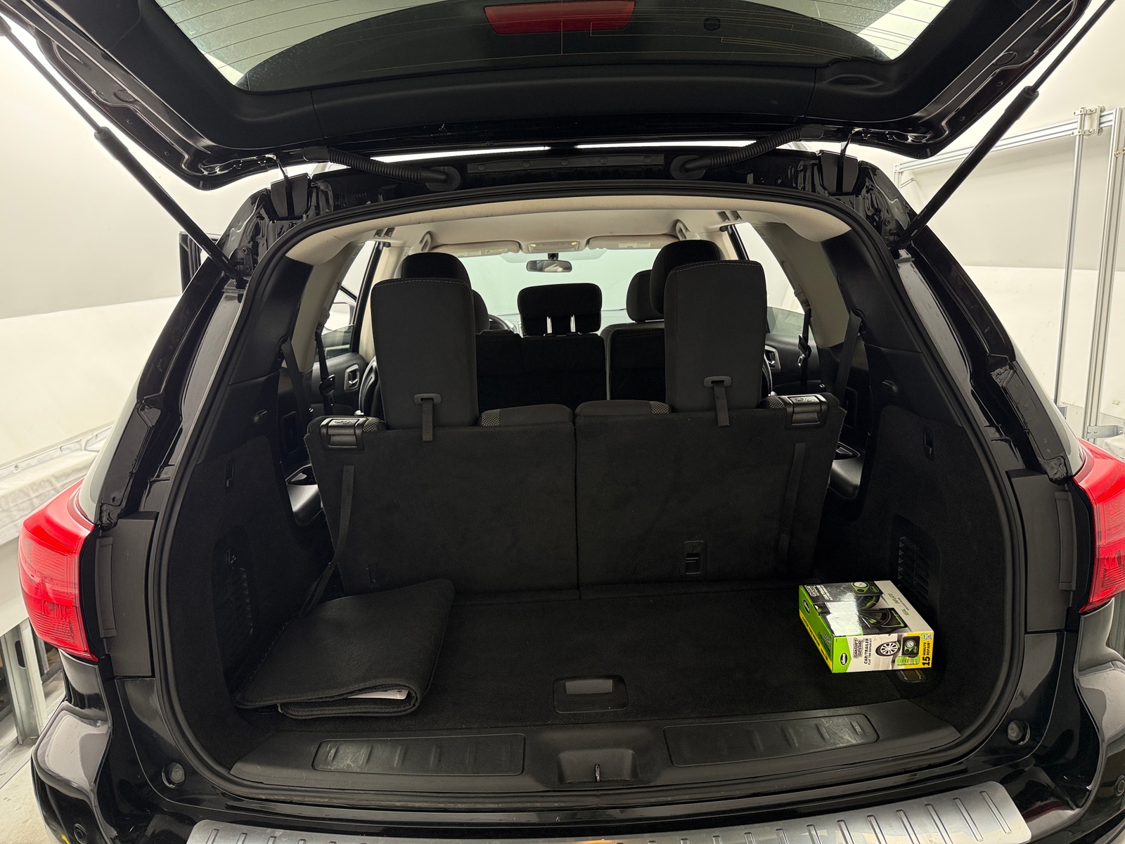 Thumbnail: 2020 Nissan Pathfinder - 7