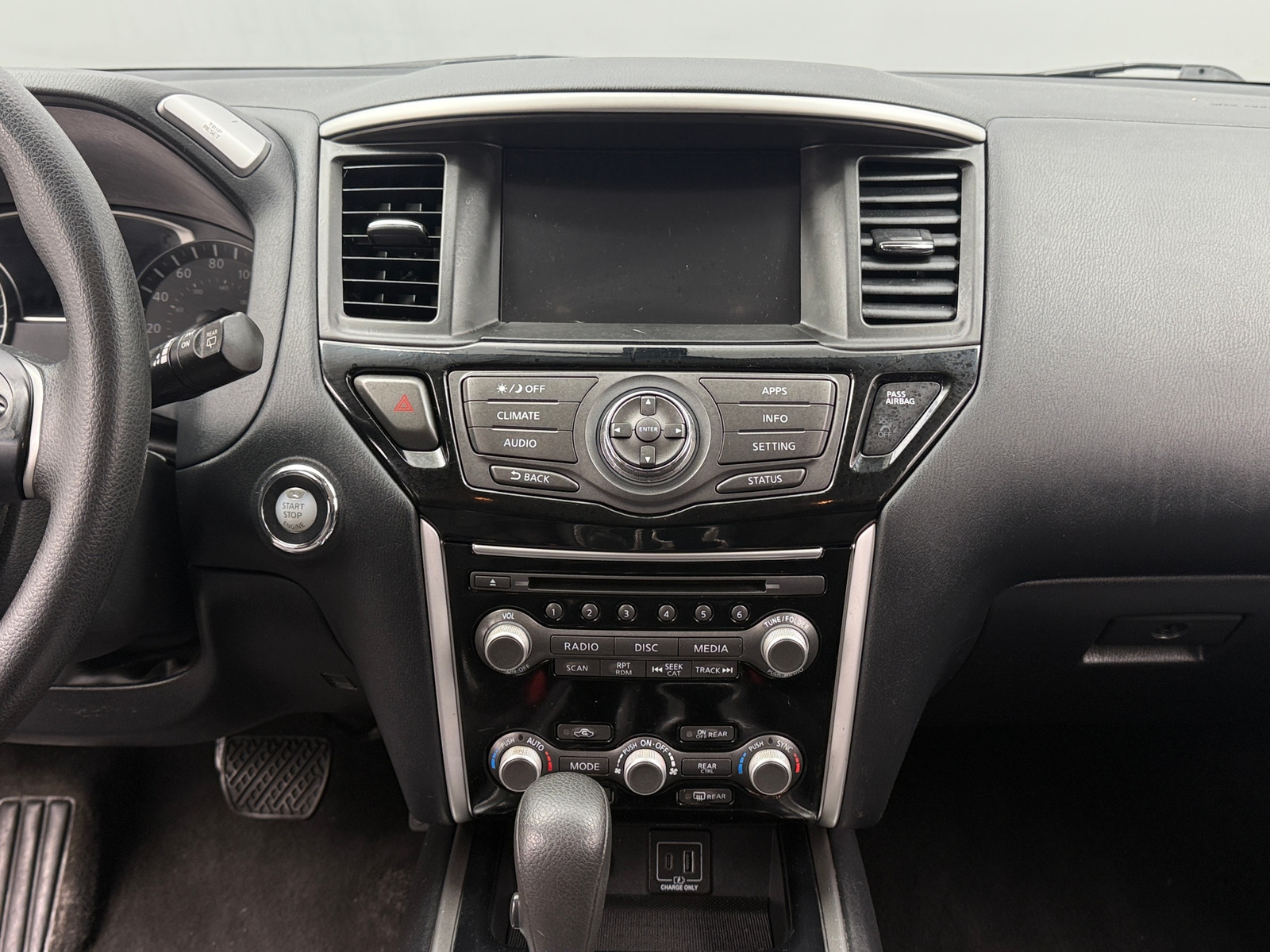 Thumbnail: 2020 Nissan Pathfinder - 4