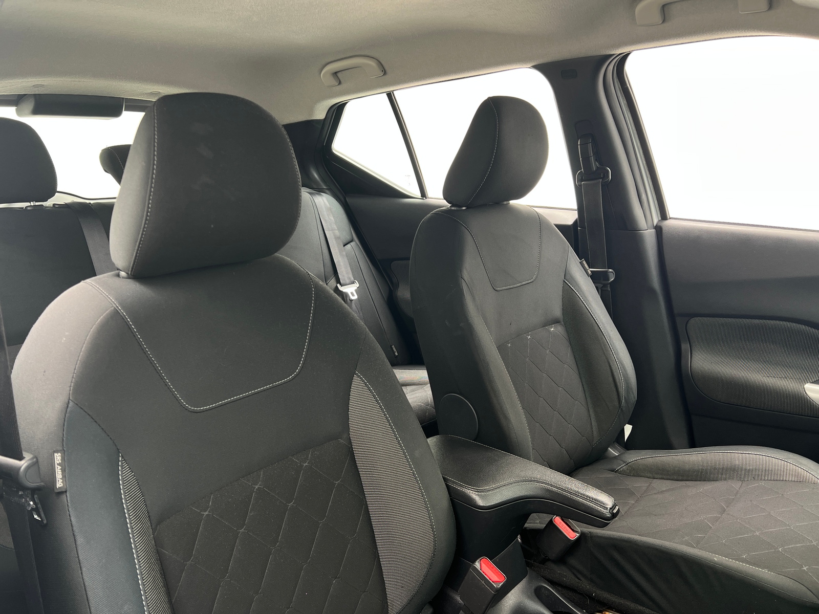 Thumbnail: 2020 Nissan Kicks - 2