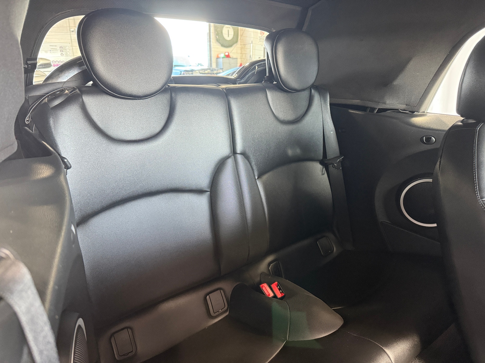 Thumbnail: 2015 MINI Cooper Convertible - 6