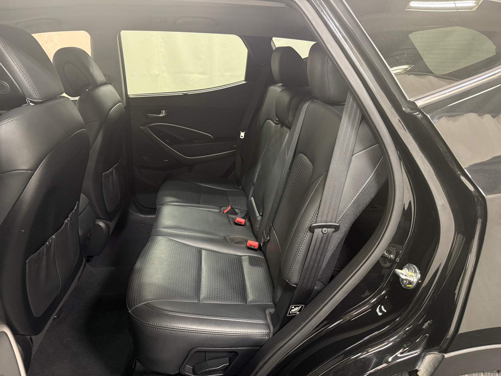 Thumbnail: 2015 Hyundai Santa Fe - 5