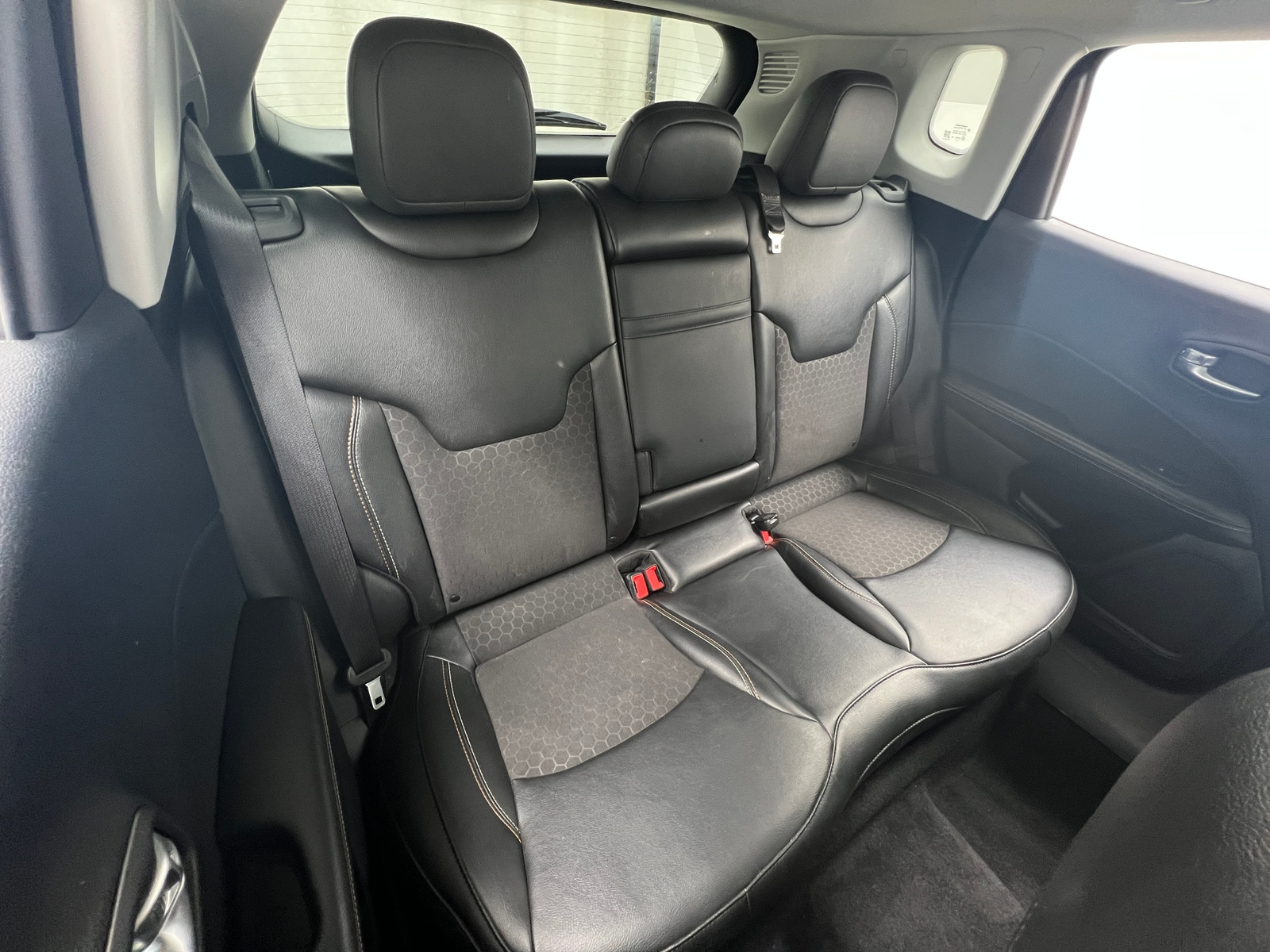 Thumbnail: 2020 Jeep Compass - 6