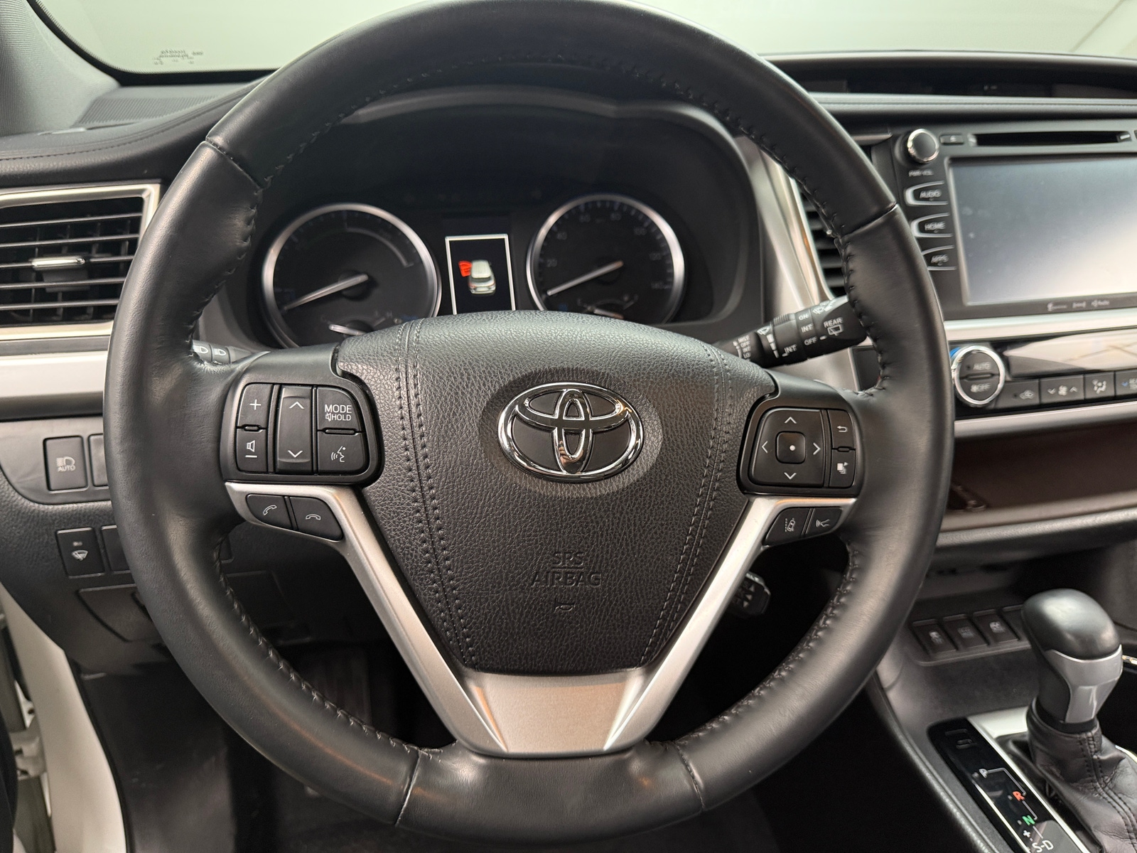 Thumbnail: 2019 Toyota Highlander - 4