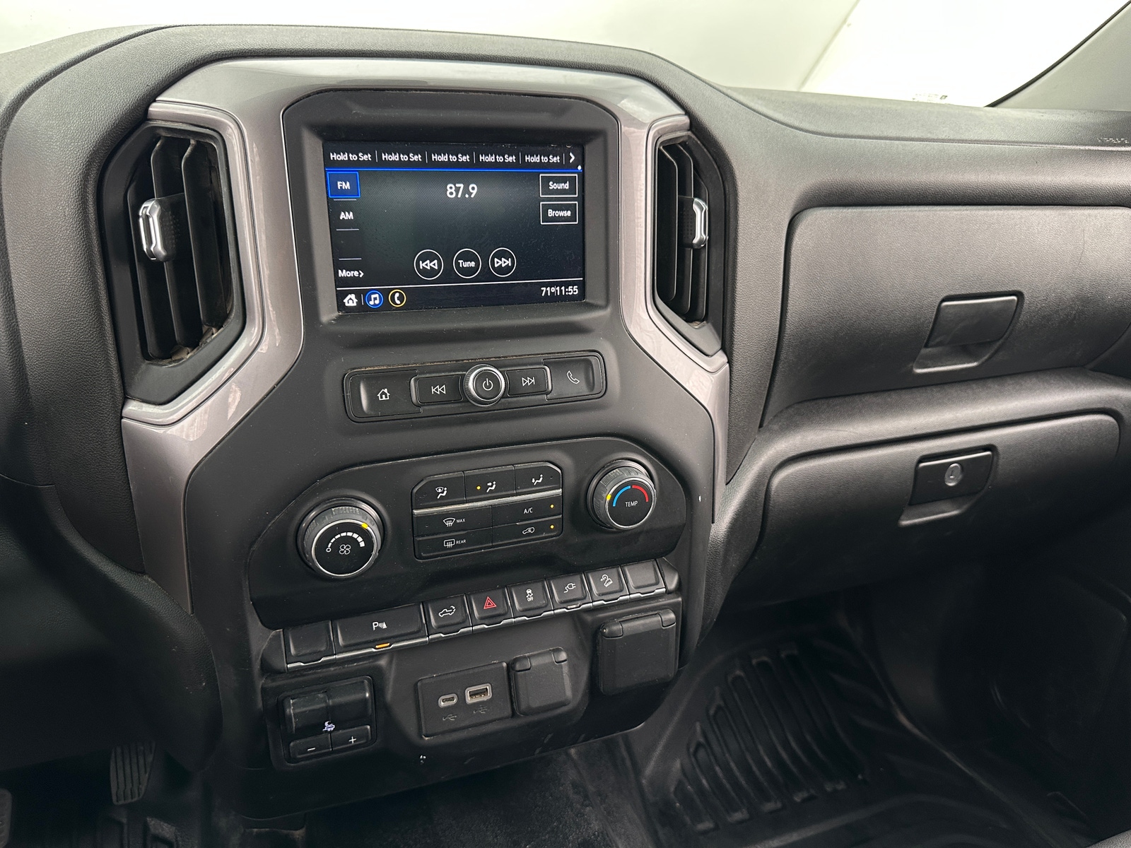 Thumbnail: 2022 Chevrolet Silverado 2500 - 3