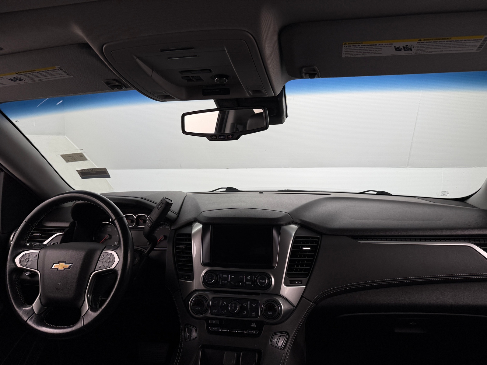 Thumbnail: 2019 Chevrolet Tahoe - 2