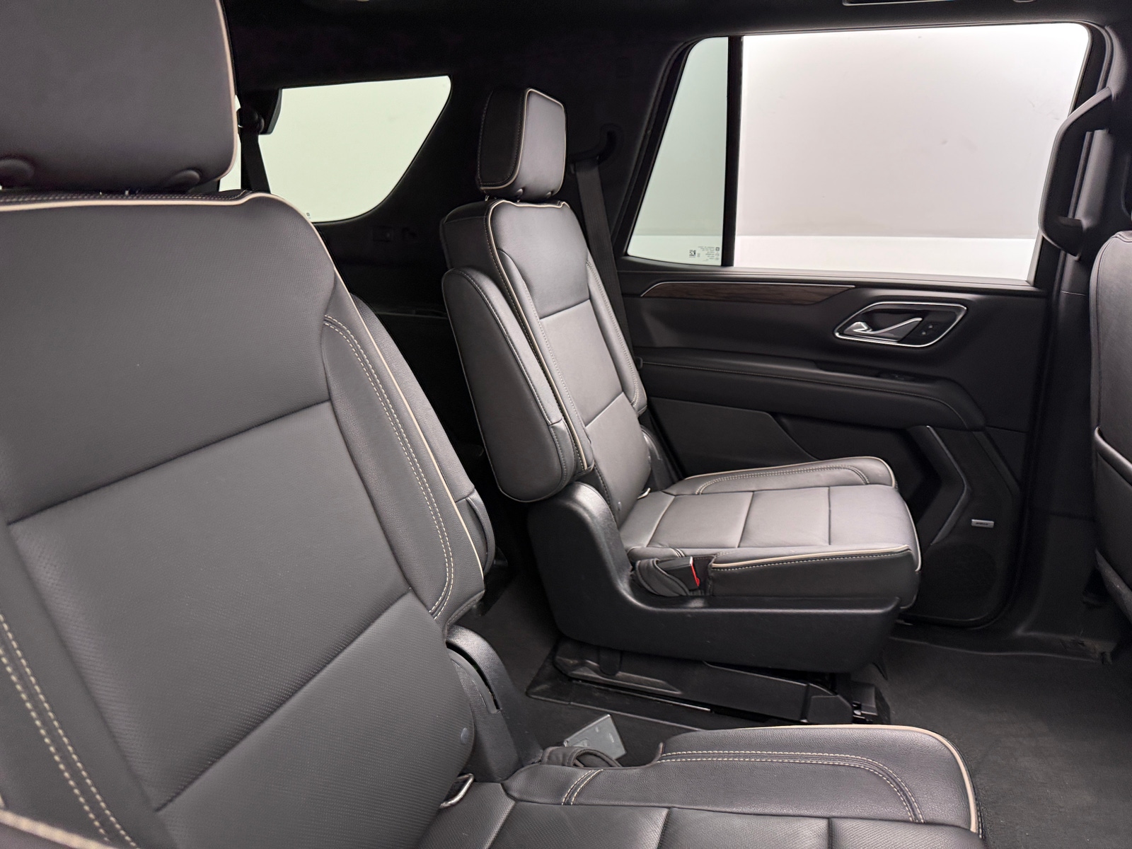 Thumbnail: 2021 Chevrolet Tahoe - 5
