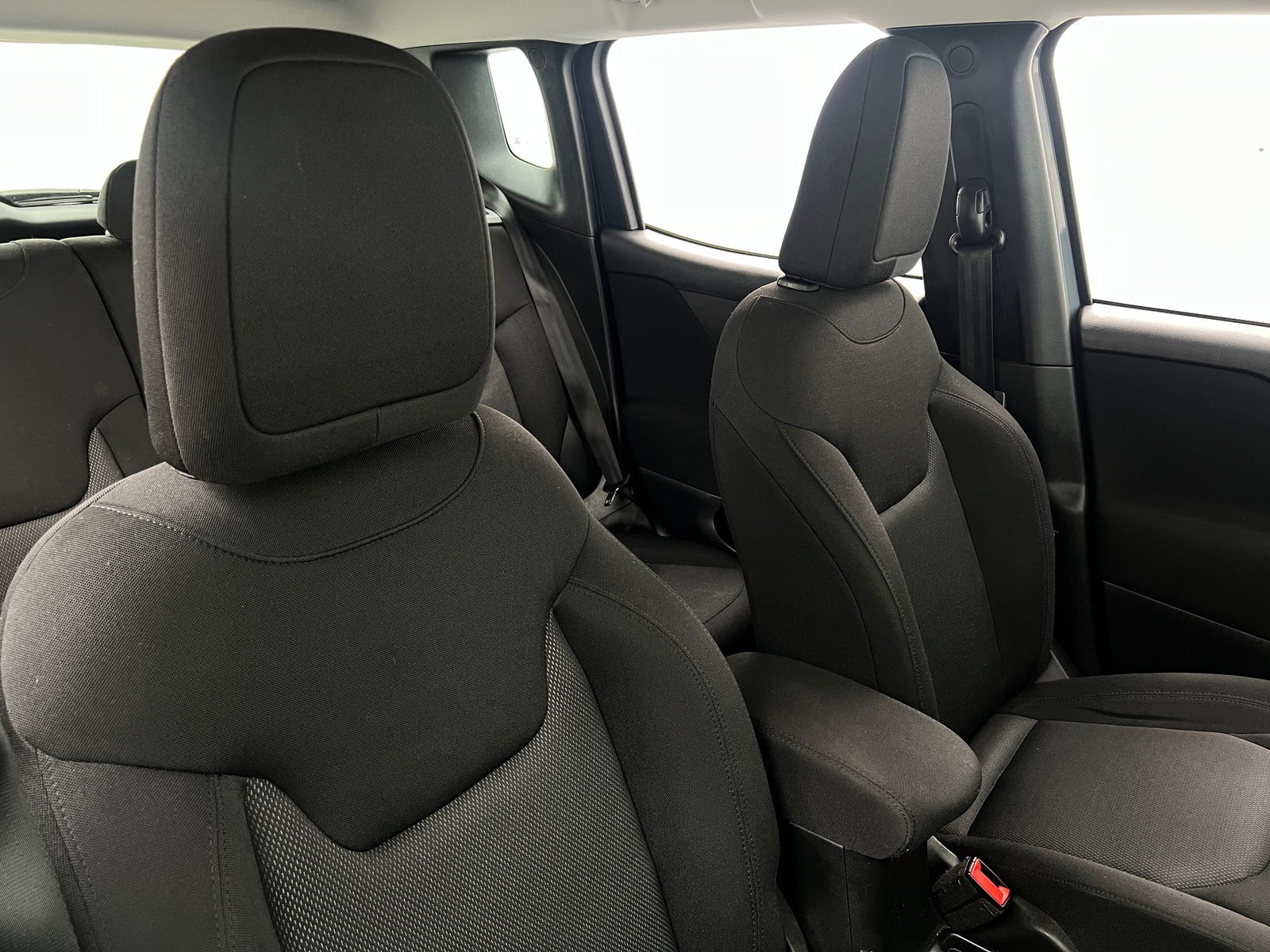 Thumbnail: 2018 Jeep Renegade - 2